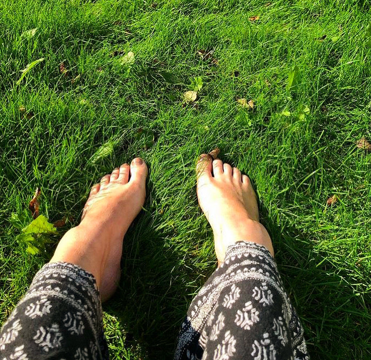 EARTHING - Heal dig selv gennem Moderjord 🌱