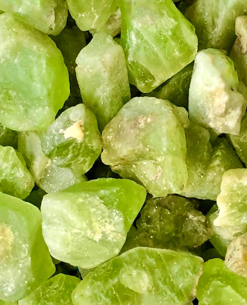 Peridot - Månesøster Krystaller - Horsens - MÅNESØSTER.DK / MAANESOESTER.DK