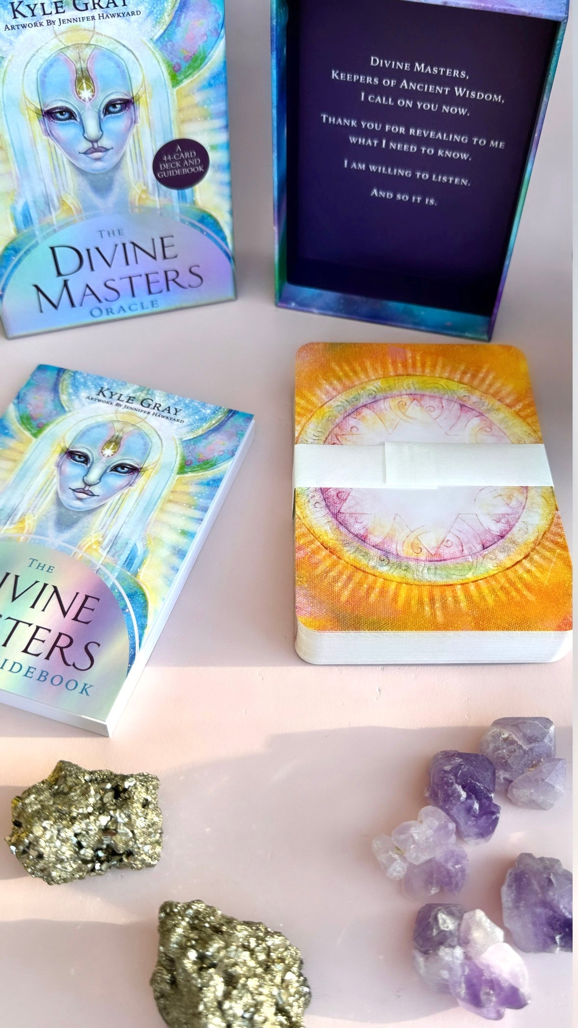 Månesøster Krystaller Divine Masters Oracle - OrakelKort & guidebog af Kyle Gray / MAANESOESTER.DK / MÅNESØSTER.DK