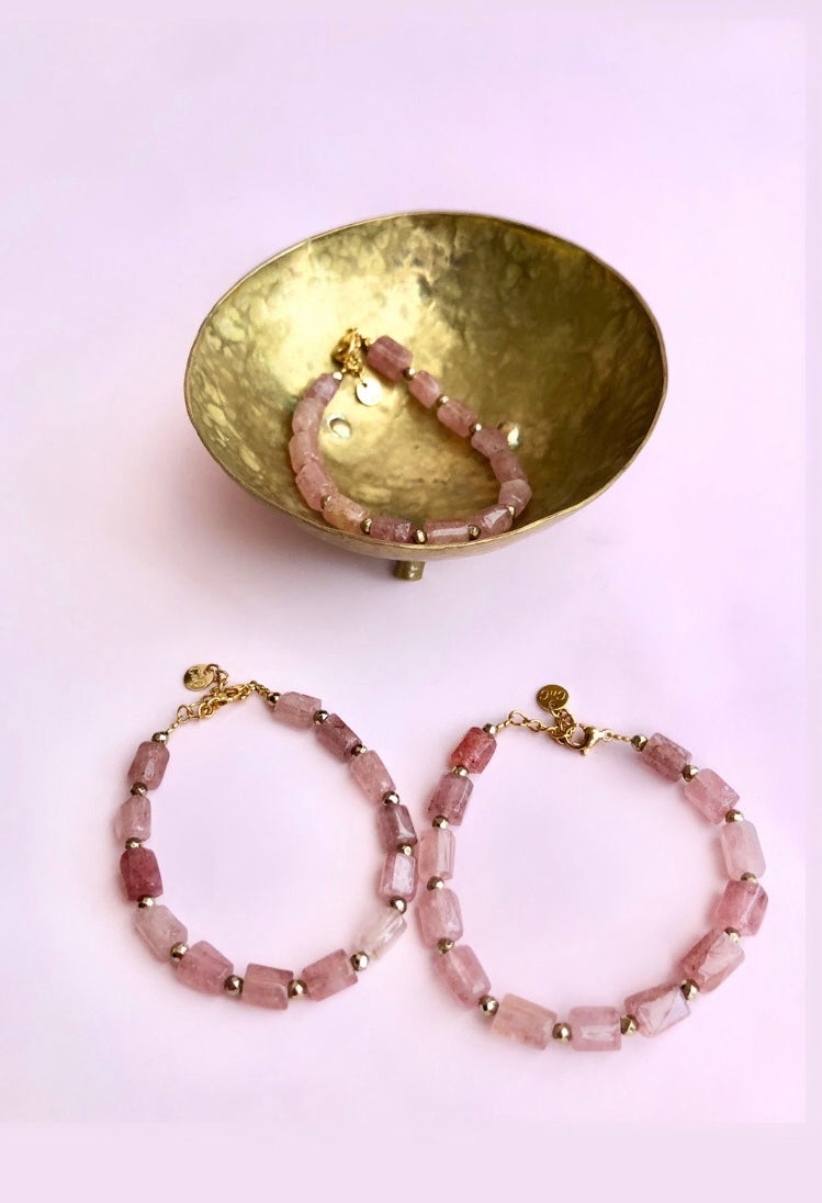 ☾ JORDBÆRKVARTS + Pyrit chunky ARMBÅND ☽ Feminin power, overflod, frugtbarhed, positivitet, moderskab, kraftfuld kærligheds vibration & lidenskab ☾
