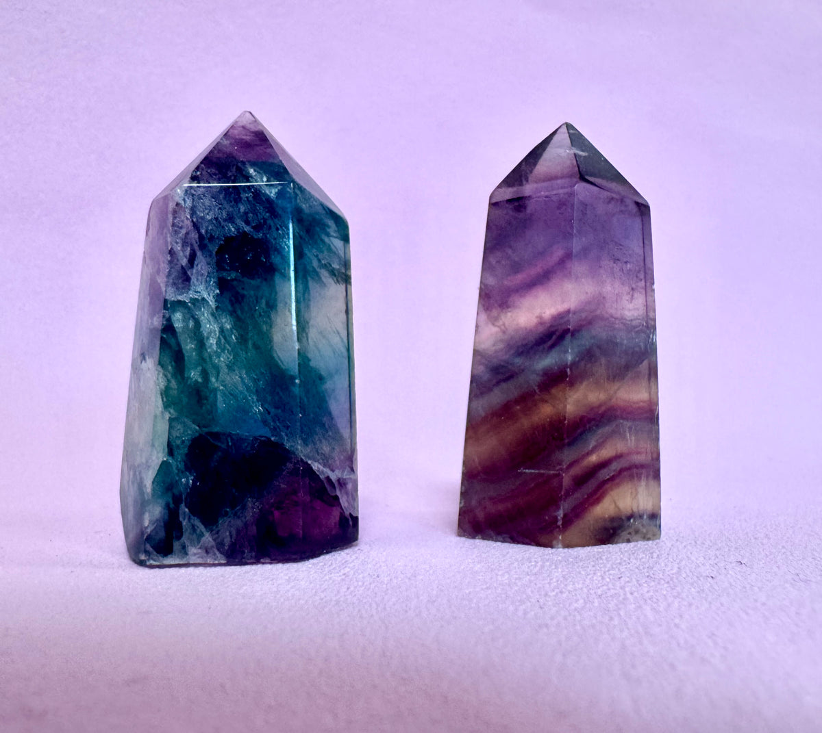 Regnbue Fluorit Tårn ☾ Koncentration, Grounding & Balance ☾