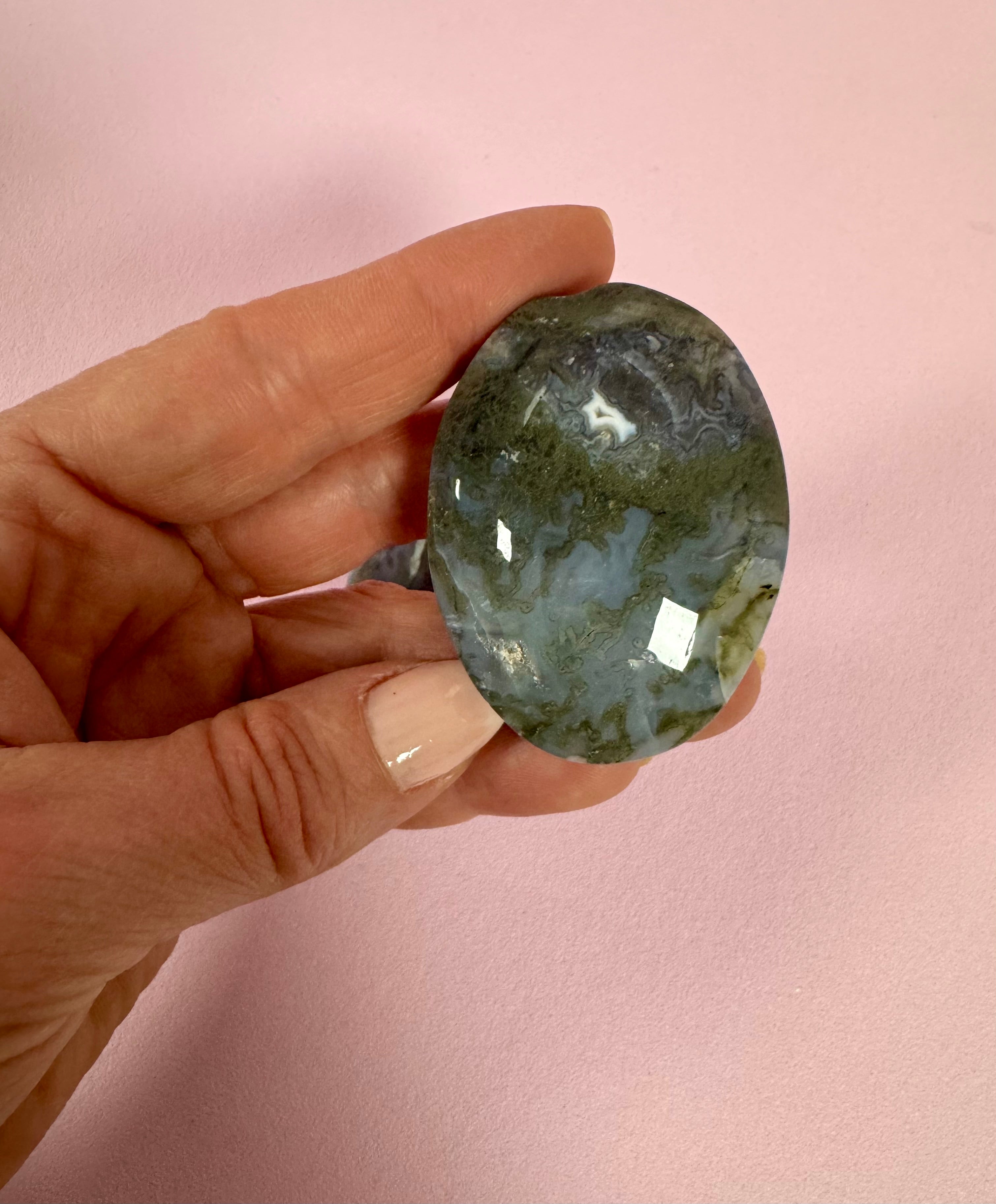 Mosagat palmstone ☾ Kærlighed, overskud & samhørighed