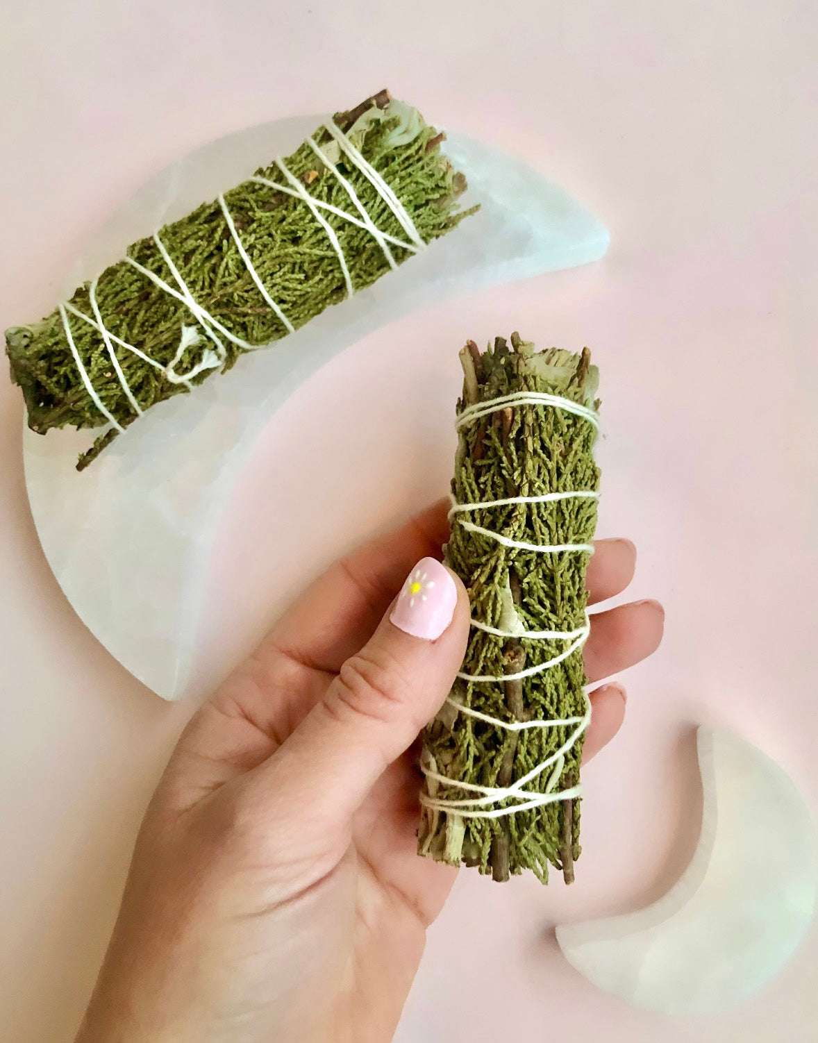 Månesøster Krystaller - Salvie med Enebær ☾ Smudge - MAANESOESTER.DK / MÅNESØSTER.DK