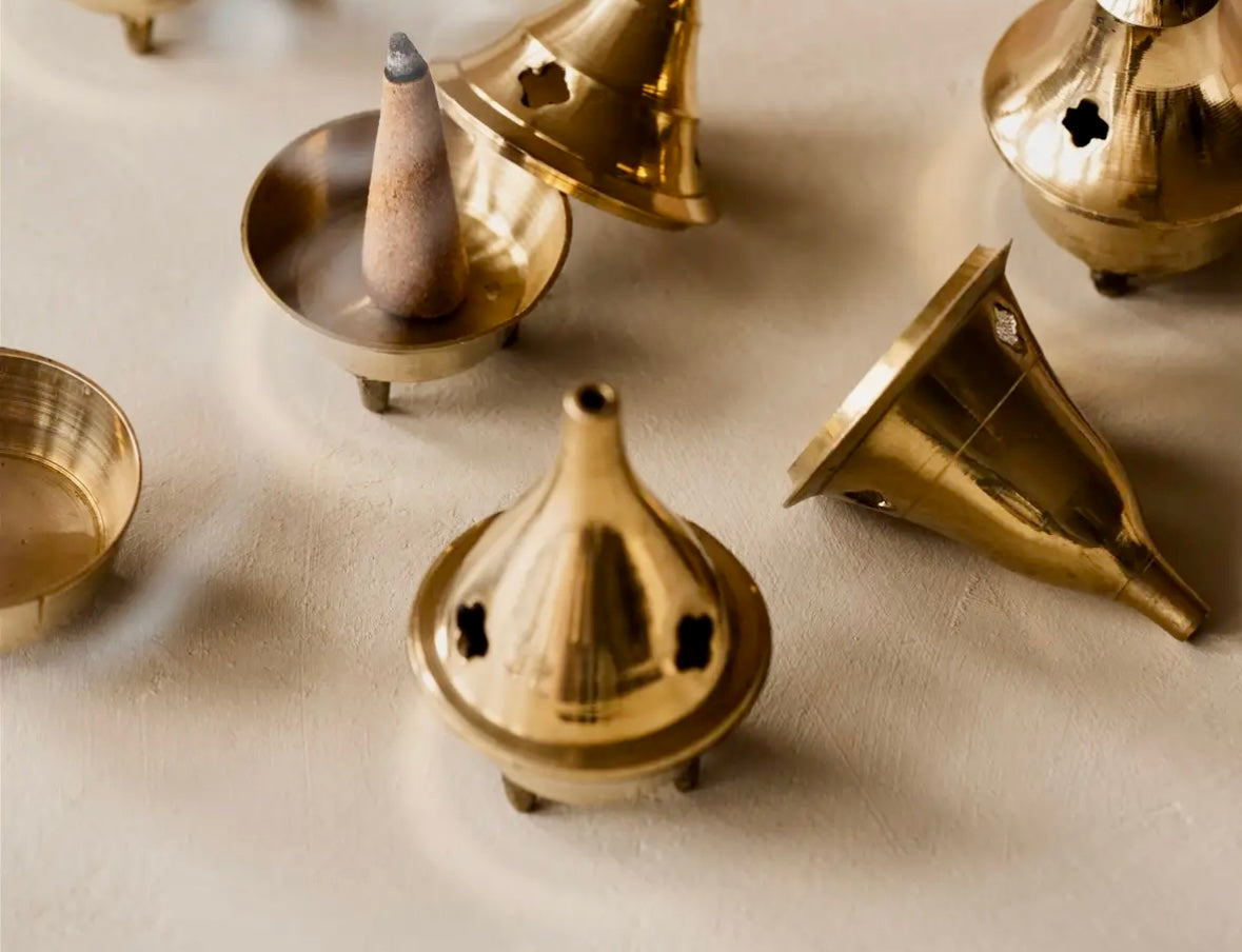 messing røgelses brænder - mini - med konisk brænder ☽ til røgelses kegler