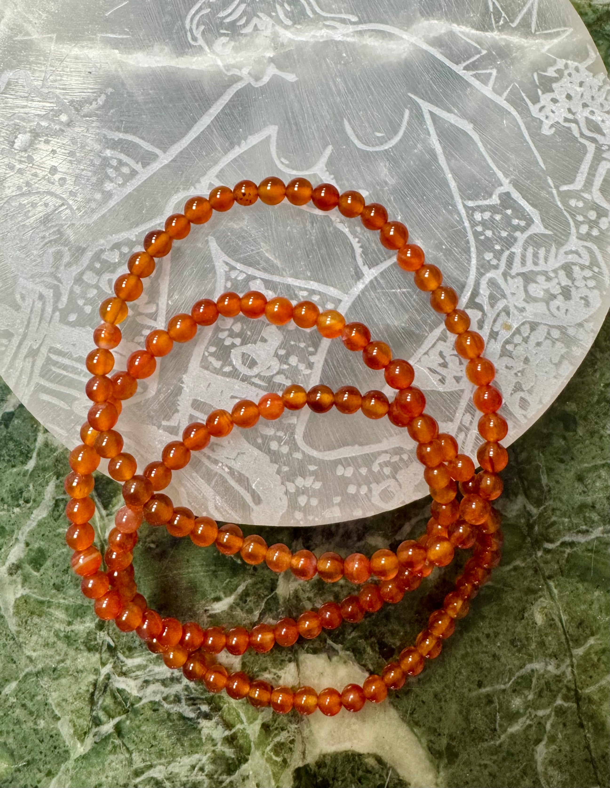 Karneol Armbånd ☾ ♡ Individualitet, Seksualitet, Selvkærlighed & Stabilitet ♡ 4 mm.