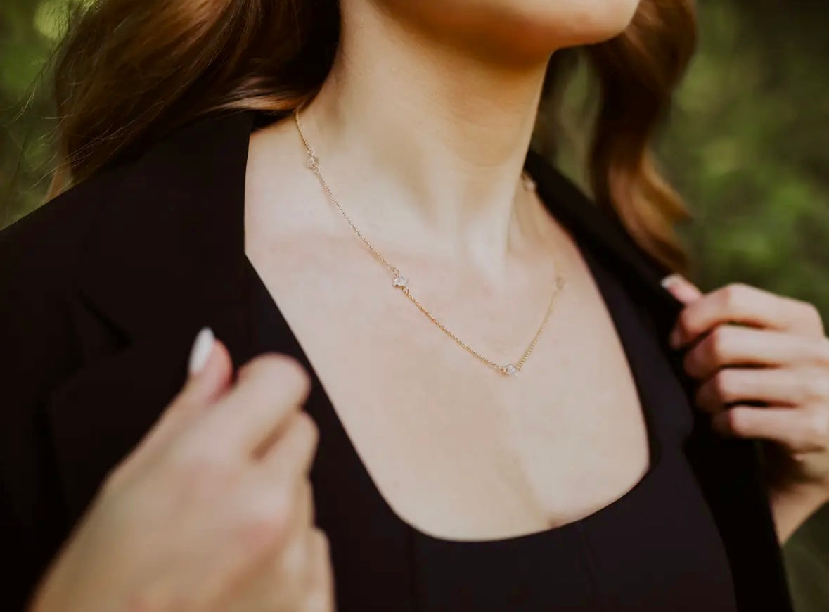 Herkimer diamant draperet halskæde 14K guldfyld fra Saressa designs
