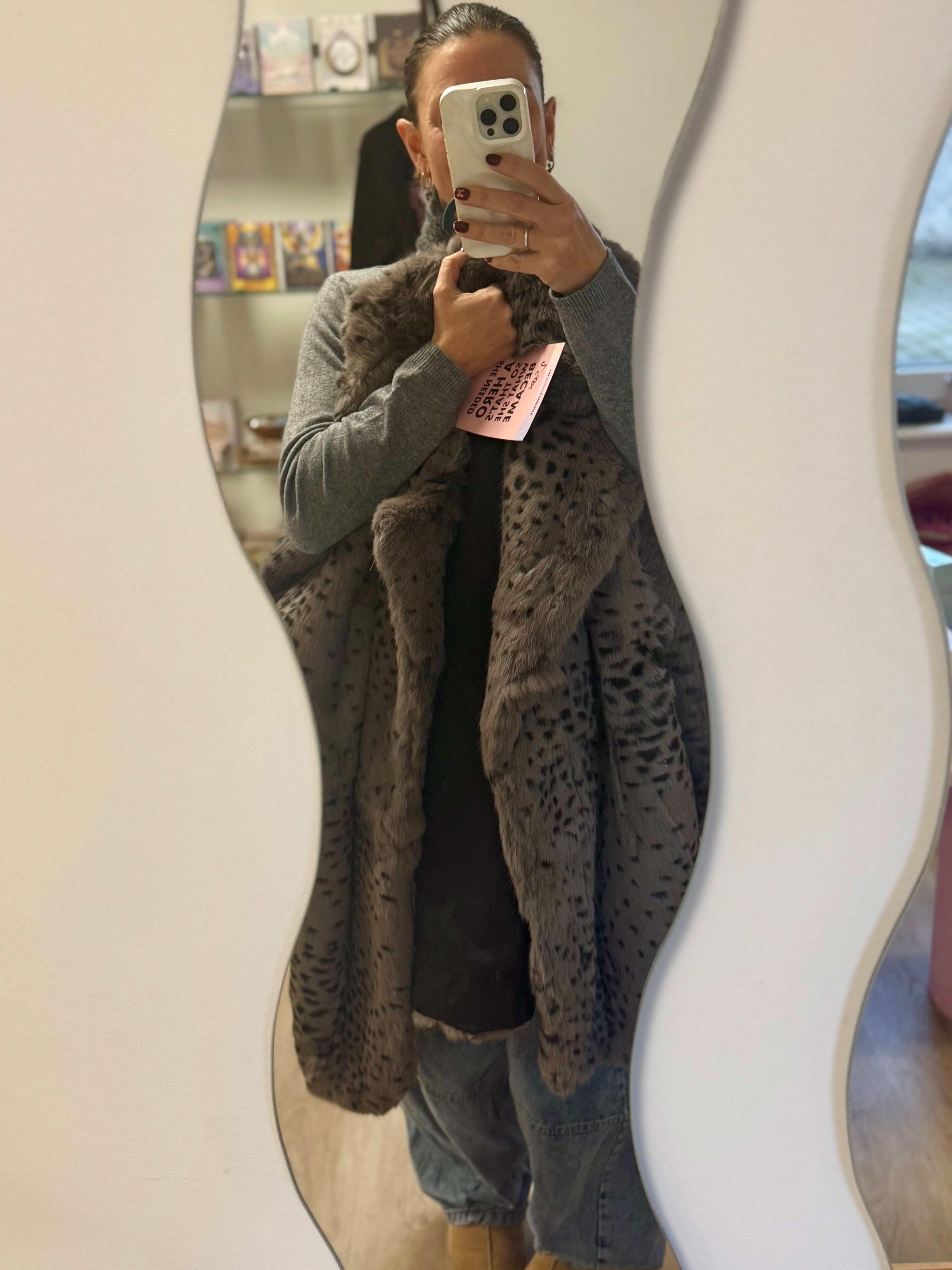 Pre-loved pels frakke str. 40