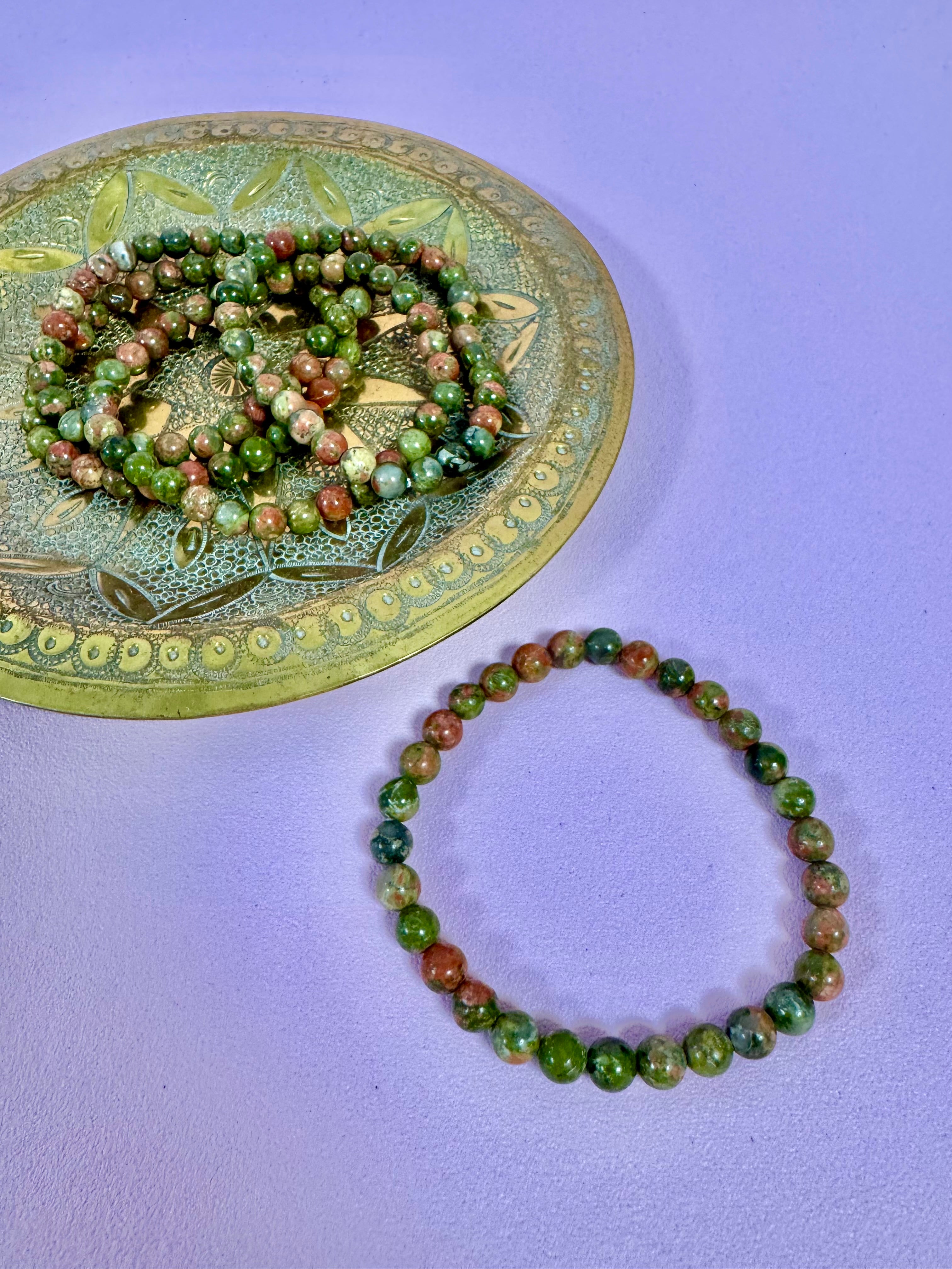 Unakit Armbånd - (5 mm.) - Tryghed, Kærlighed & Balance. Hjælper dig til at give slip på fortidens nag & negative, usunde energier / MAANESOESTER.DK / MÅNESØSTER.DK