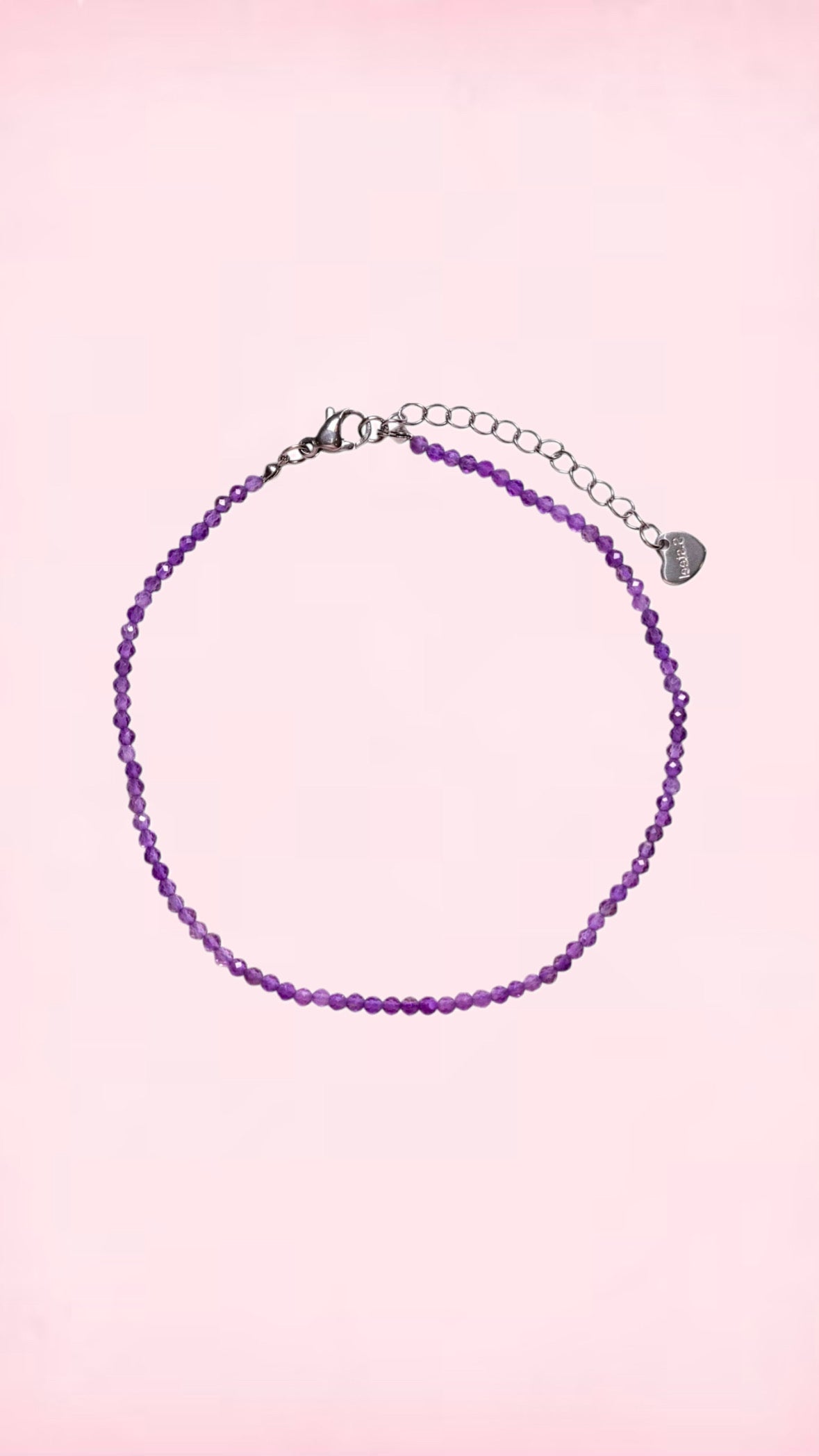 Ankelkæde med facetslebne ametystperler – Sølv lås