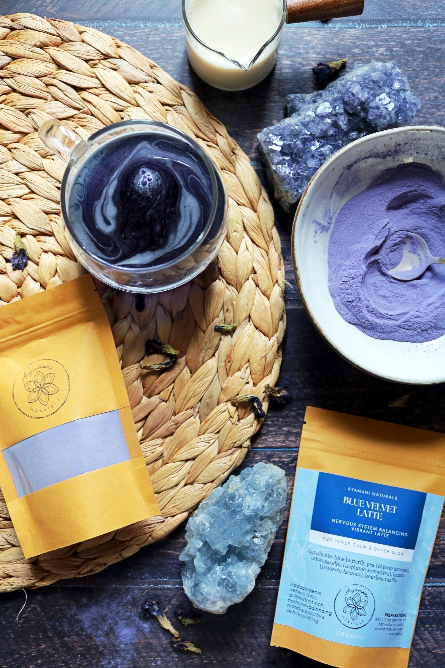 BLUE VELVET LATTE - BLUE BUTTERFLY PEA BLEND fra Ayamani - 30 gram
