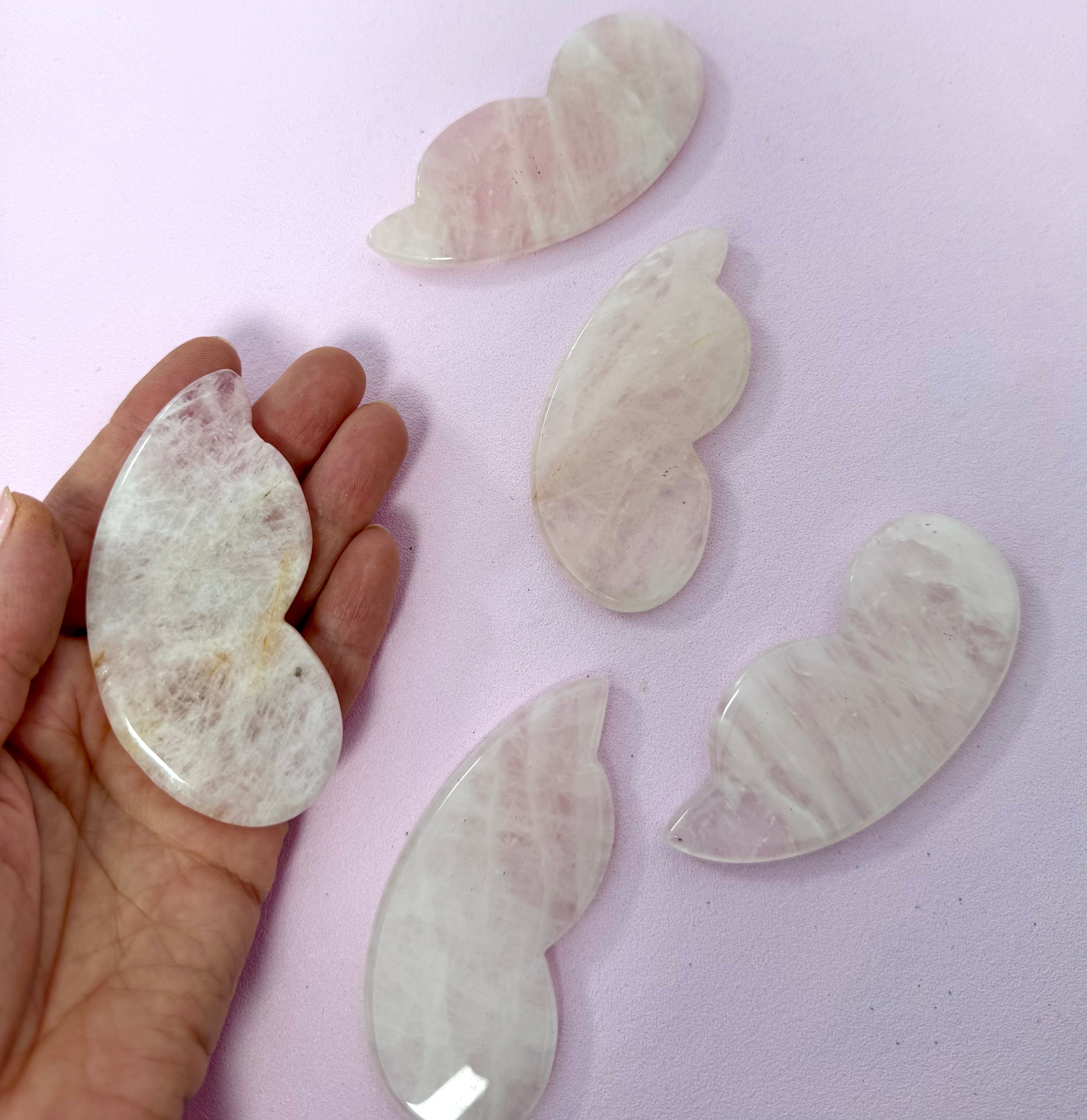 Gua sha - WING/FIN SHAPED rosenkvarts