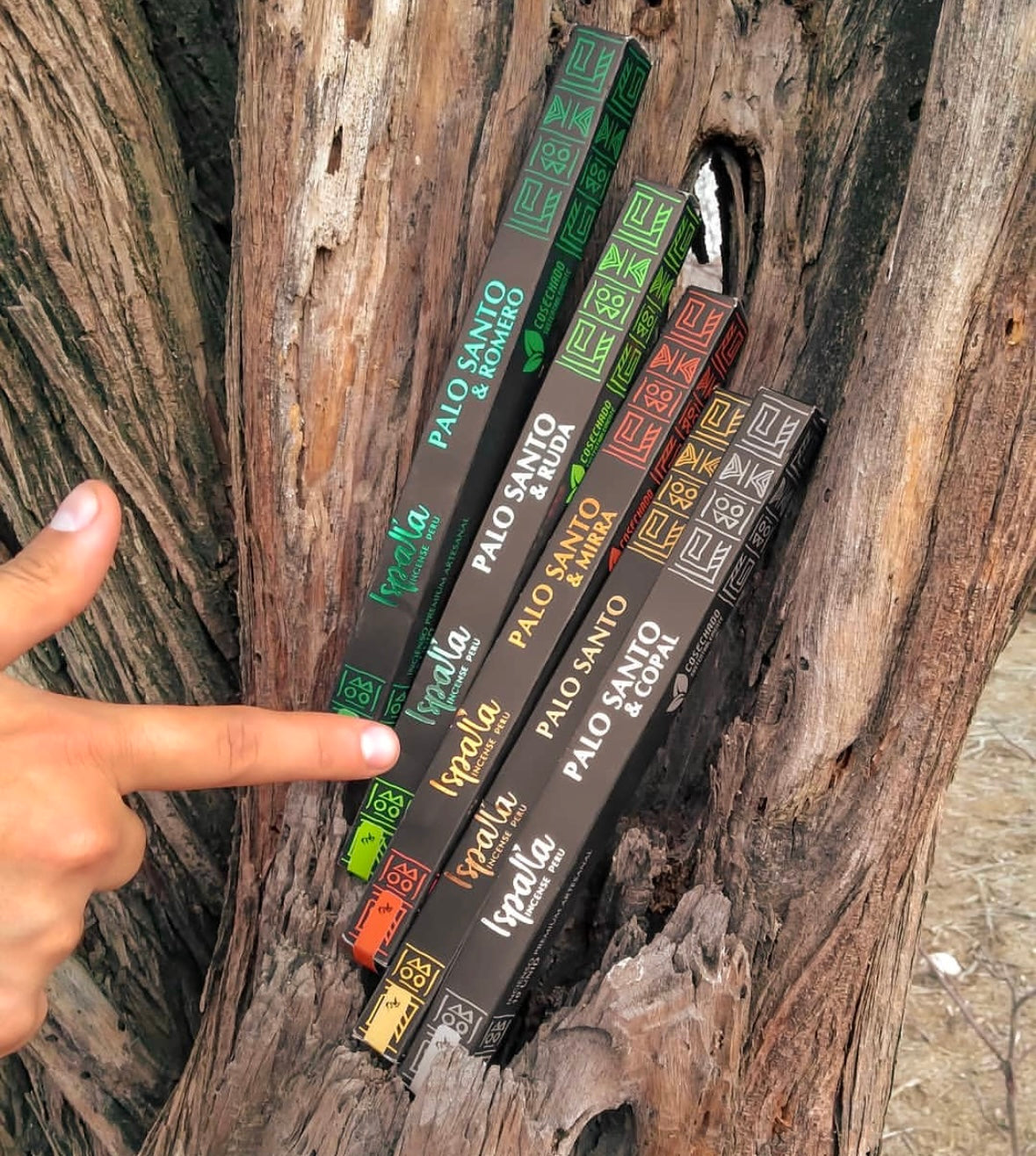 ॐ Ispalla Incense Peru ॐ Røgelse Med Palo Santo ॐ Vælg mellem 6 varianter Palo Santo + Myrra, +Jasmin, +Copal, +Rue Eller +Eucalyptus
