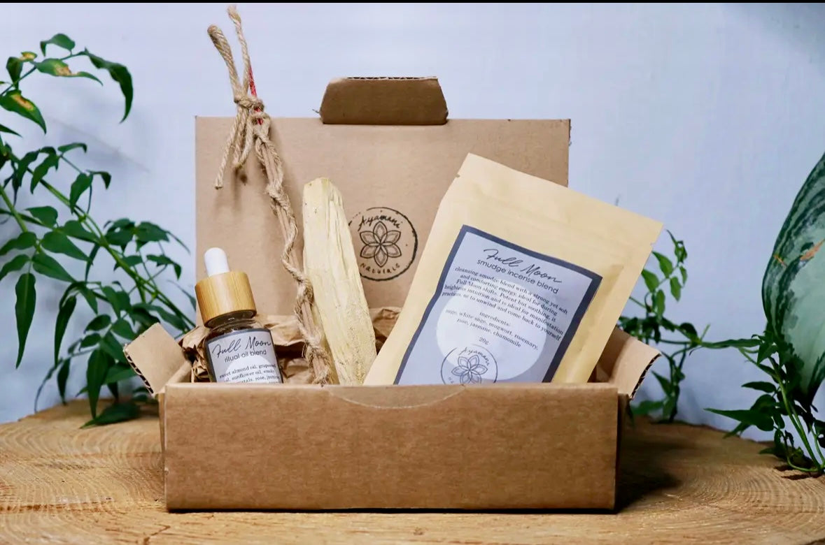 FULL MOON BOX ☽ Fra Ayamani Naturals