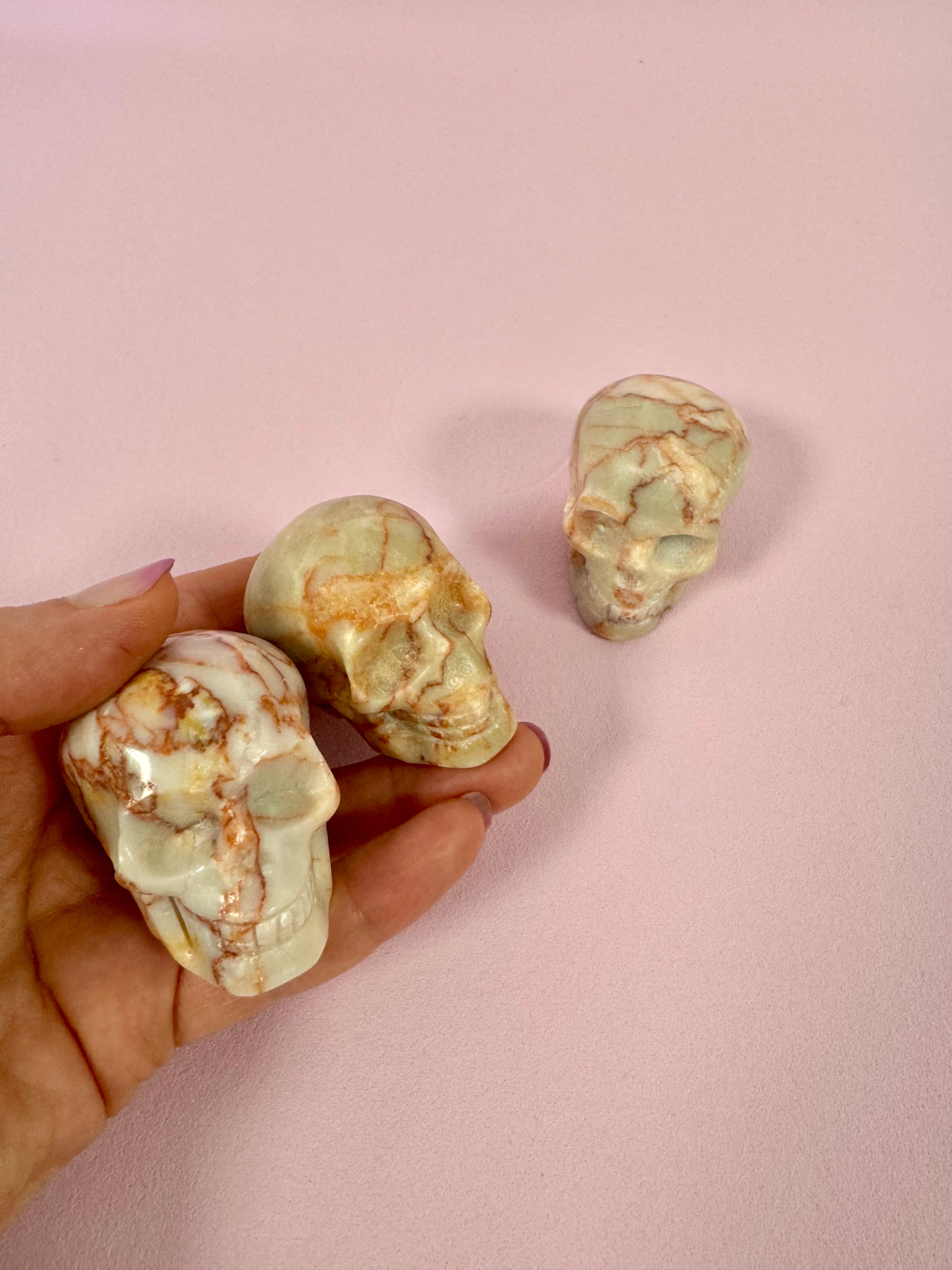 Månesøster Krystaller Orange Regalit Jaspis ☾ Skull ☾ Kranie