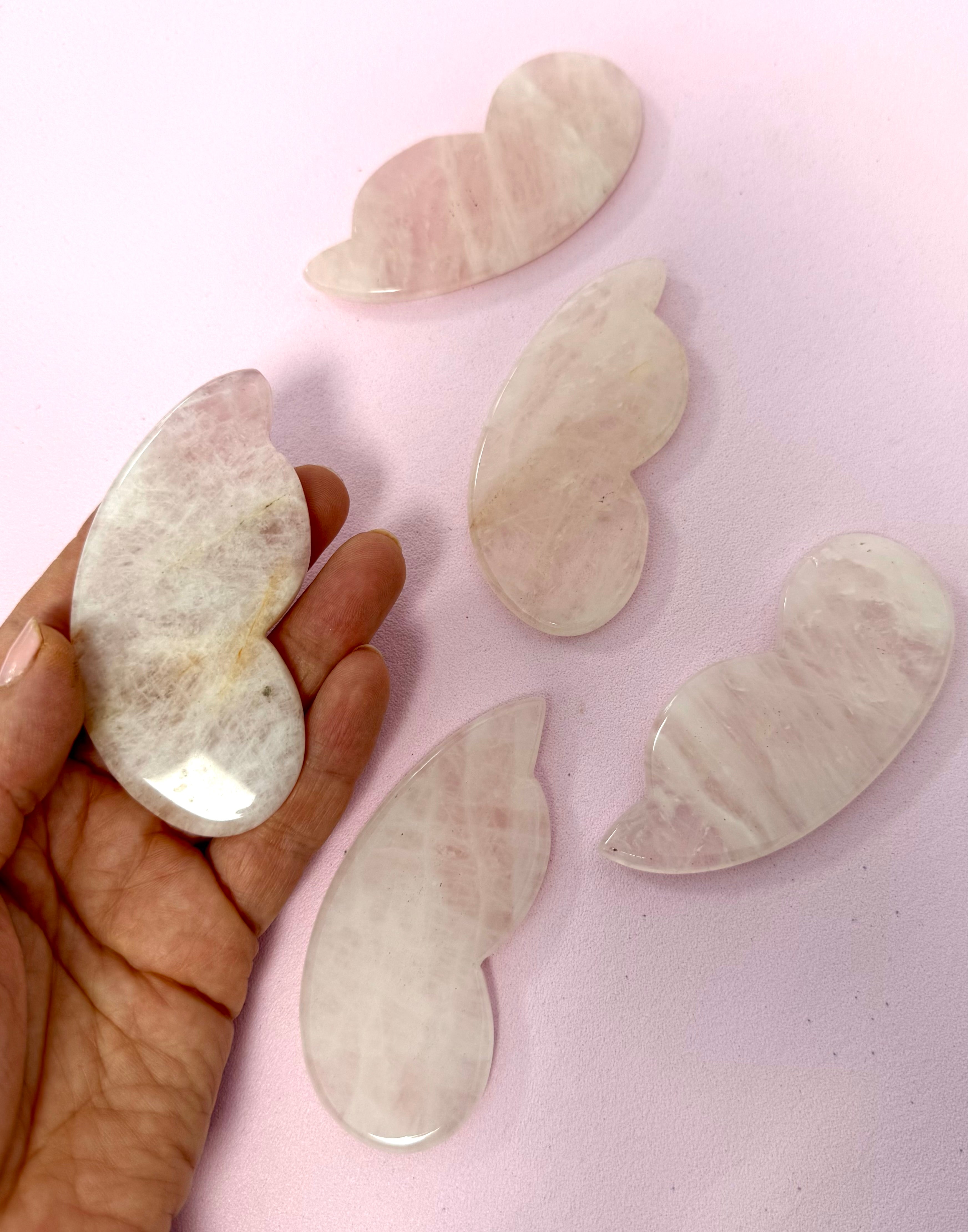 Gua sha - WING/FIN SHAPED rosenkvarts