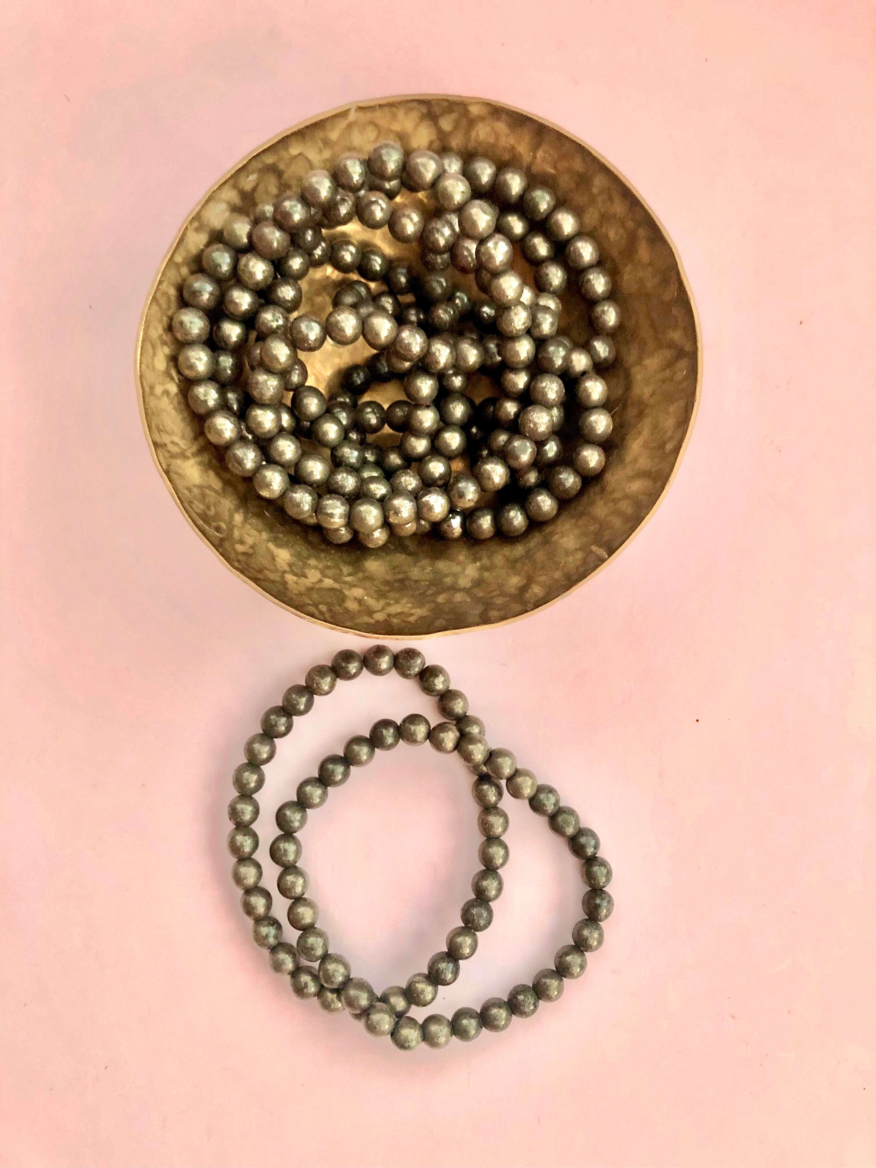 Månesøster Krystaller Pyrit Armbånd ☾ FRUGTBARHED, VELSTAND & SUCCES ☾ (8 mm.) / MAANESOESTER.DK / MÅNESØSTER.DK