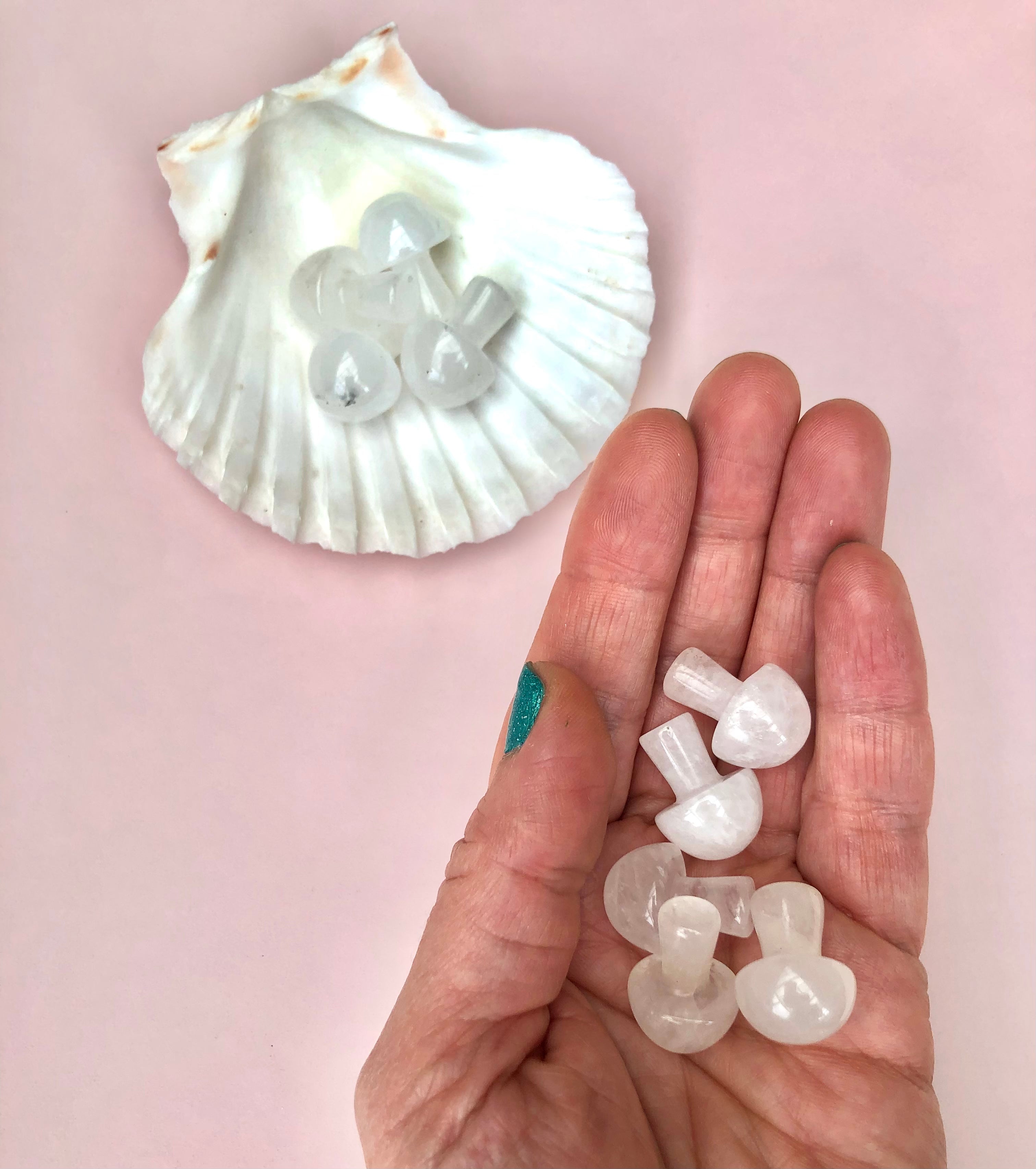 Månesøster Krystaller Horsens - Hvid Kvarts Svamp ☾ 2 cm. /MÅNESØSTER.DK / MAANESOESTER.DK