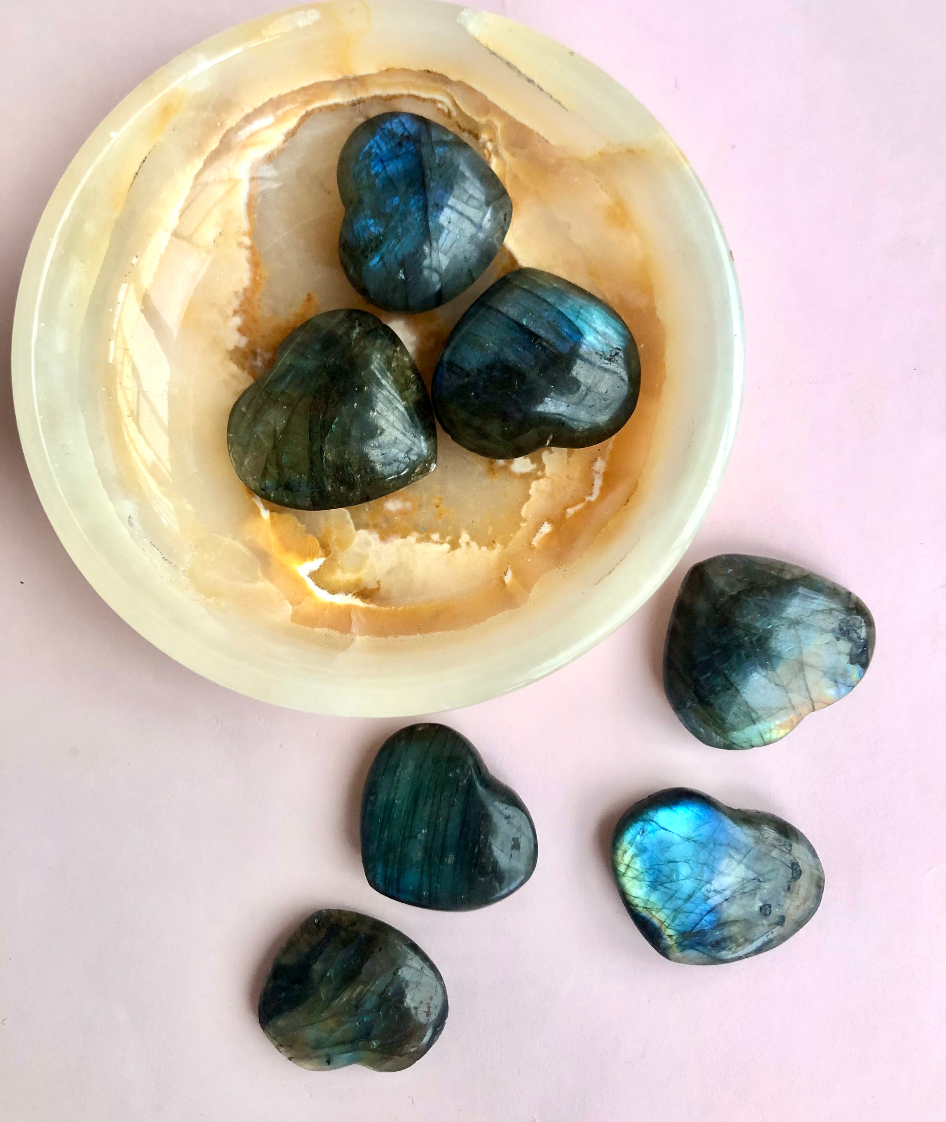 Månesøster Krystaller Horsens - Labradorit Hjerte ☾ Spirituelle evner, styrke, transformation & beskyttelse ☾ / MAANESOESTER.DK