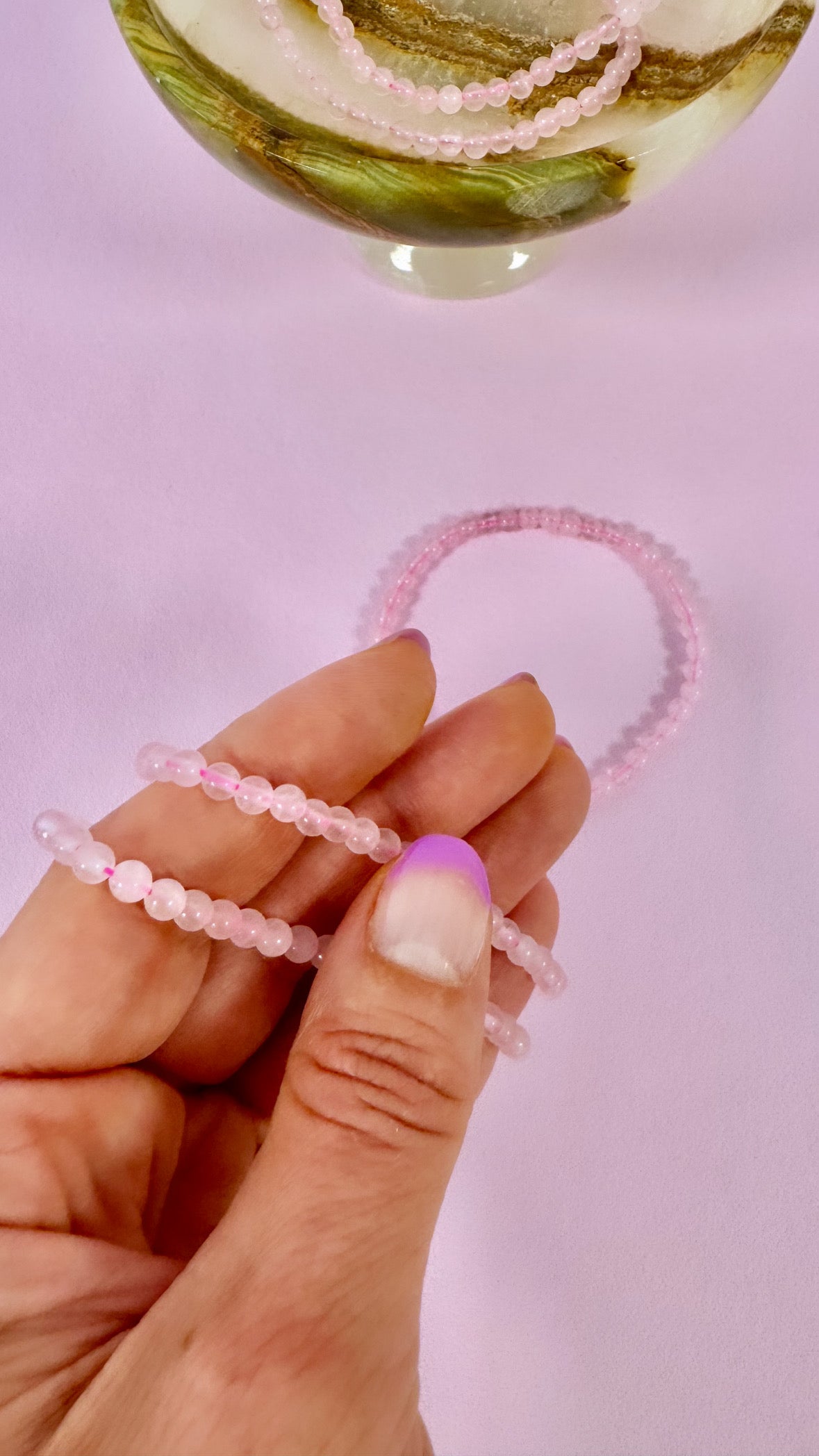 Månesøster Krystaller - Rosenkvarts Armbånd ☾ Ubetinget Kærlighed & Balance mellem Yin & Yang ♡ ☾ (4mm.) Vitus Berings Plads 4 - 8700 Horsens