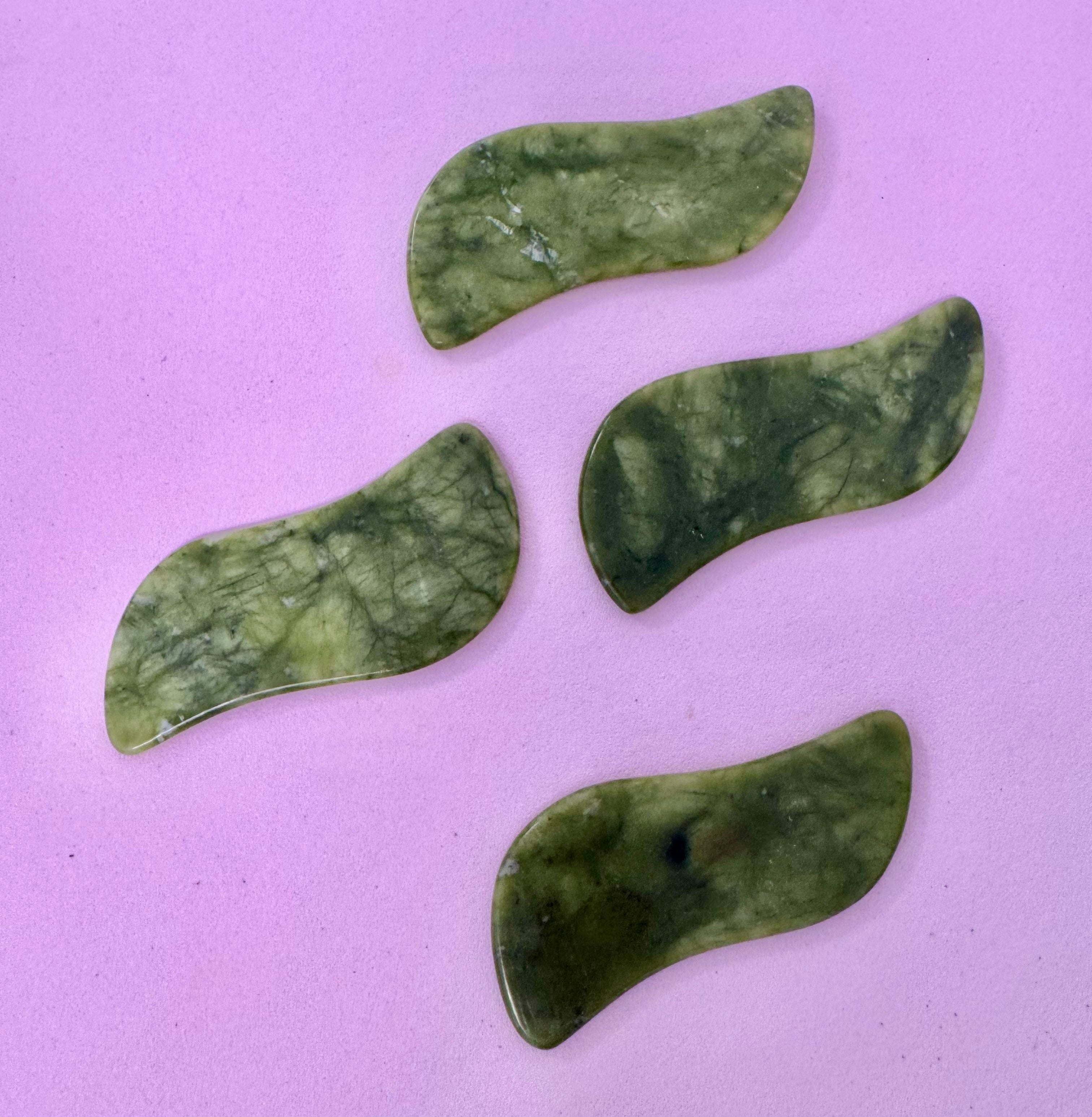 Gua sha - S SHAPED grøn jade