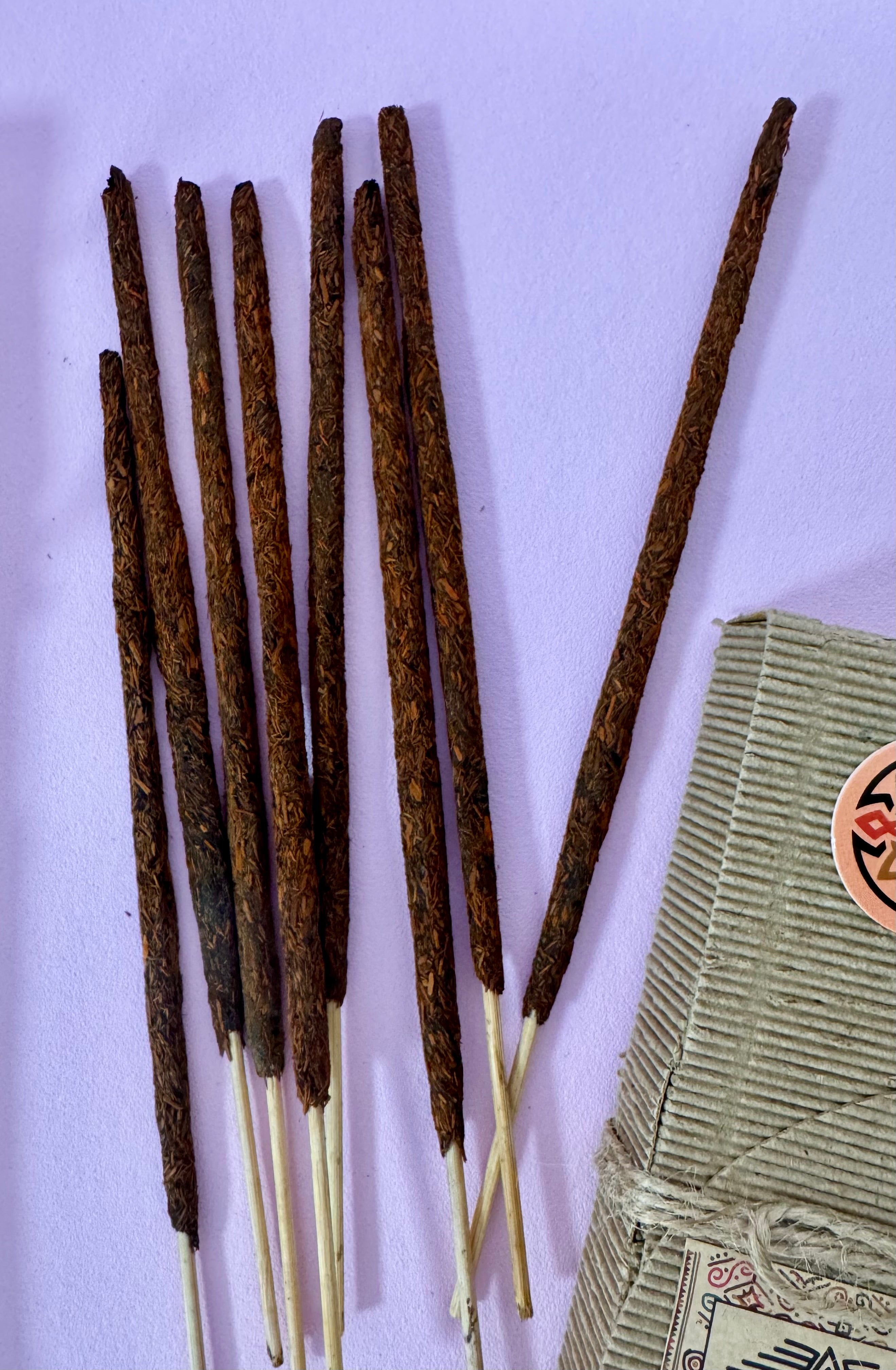 Månesøster Krystaller Horsens - Kamille Røgelsespinde - Ritual Resin on Stick - Chamomile - Banjara