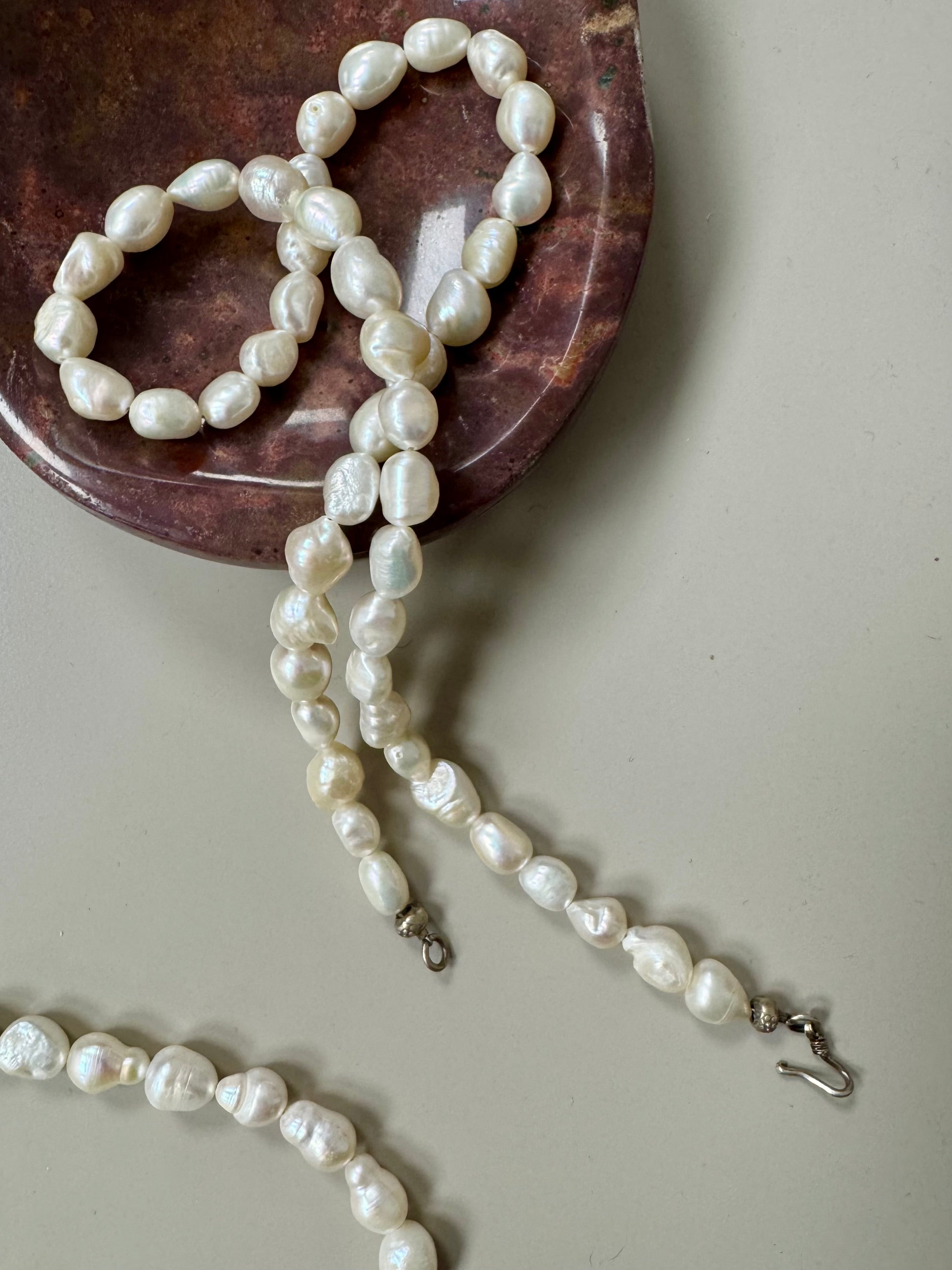 Klassisk Barok Perle Halskæde ♡ Håndlavet i Danmark - 46 cm. lang