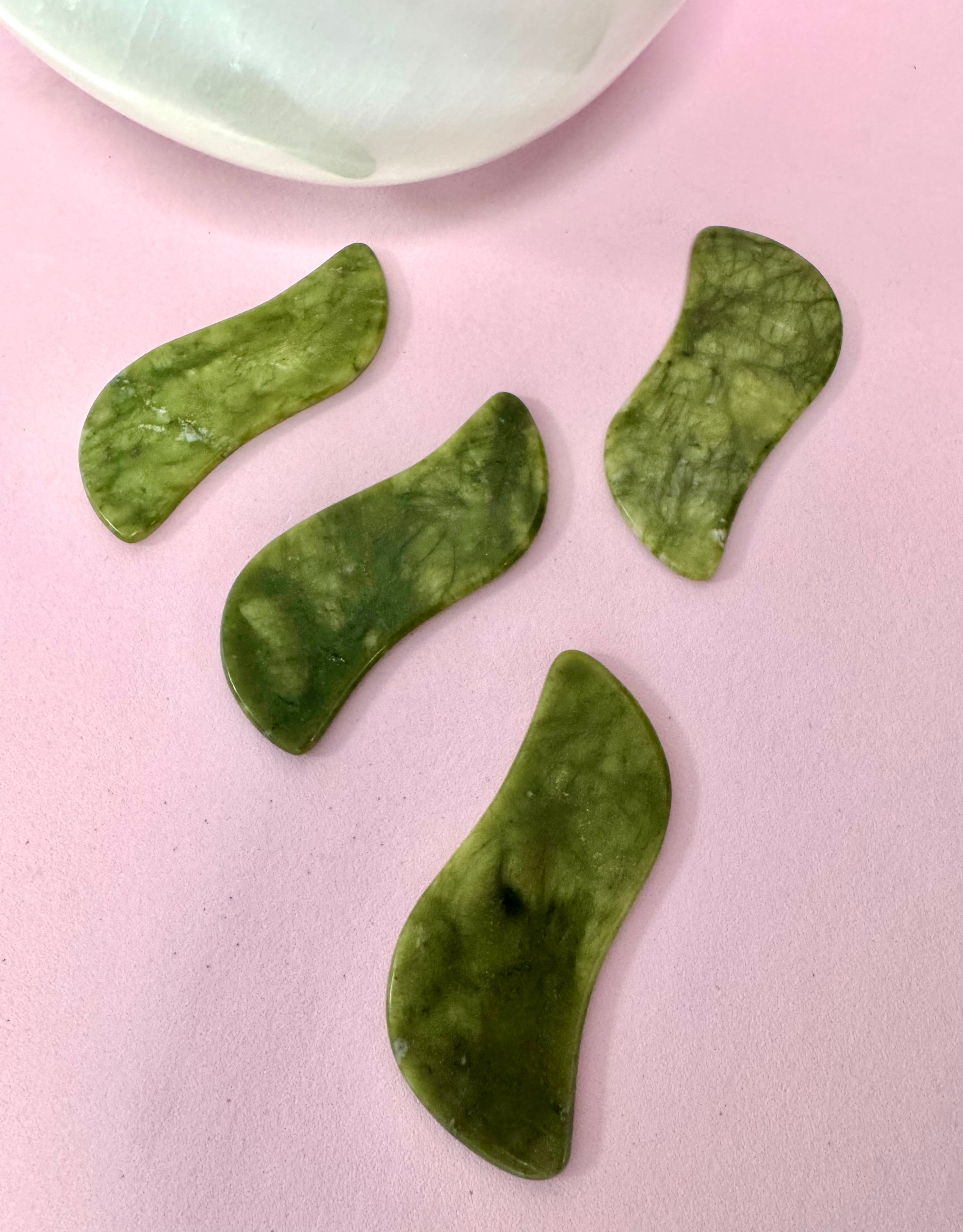 Gua sha - S SHAPED grøn jade