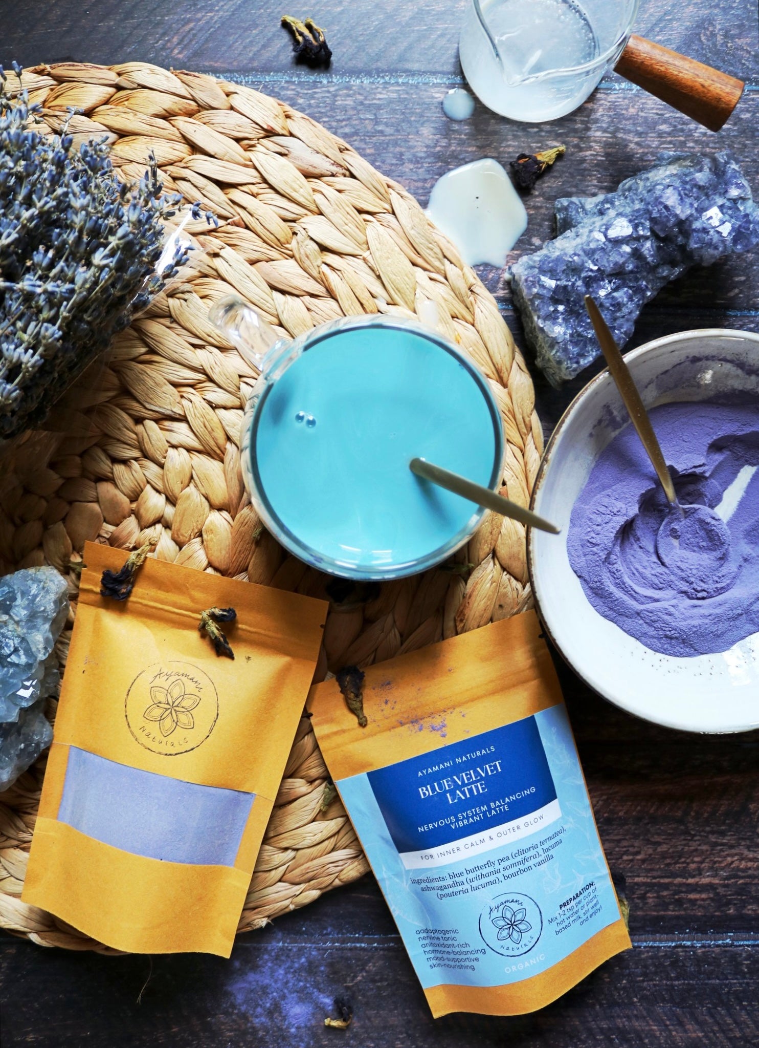 BLUE VELVET LATTE - BLUE BUTTERFLY PEA BLEND fra Ayamani - 30 gram