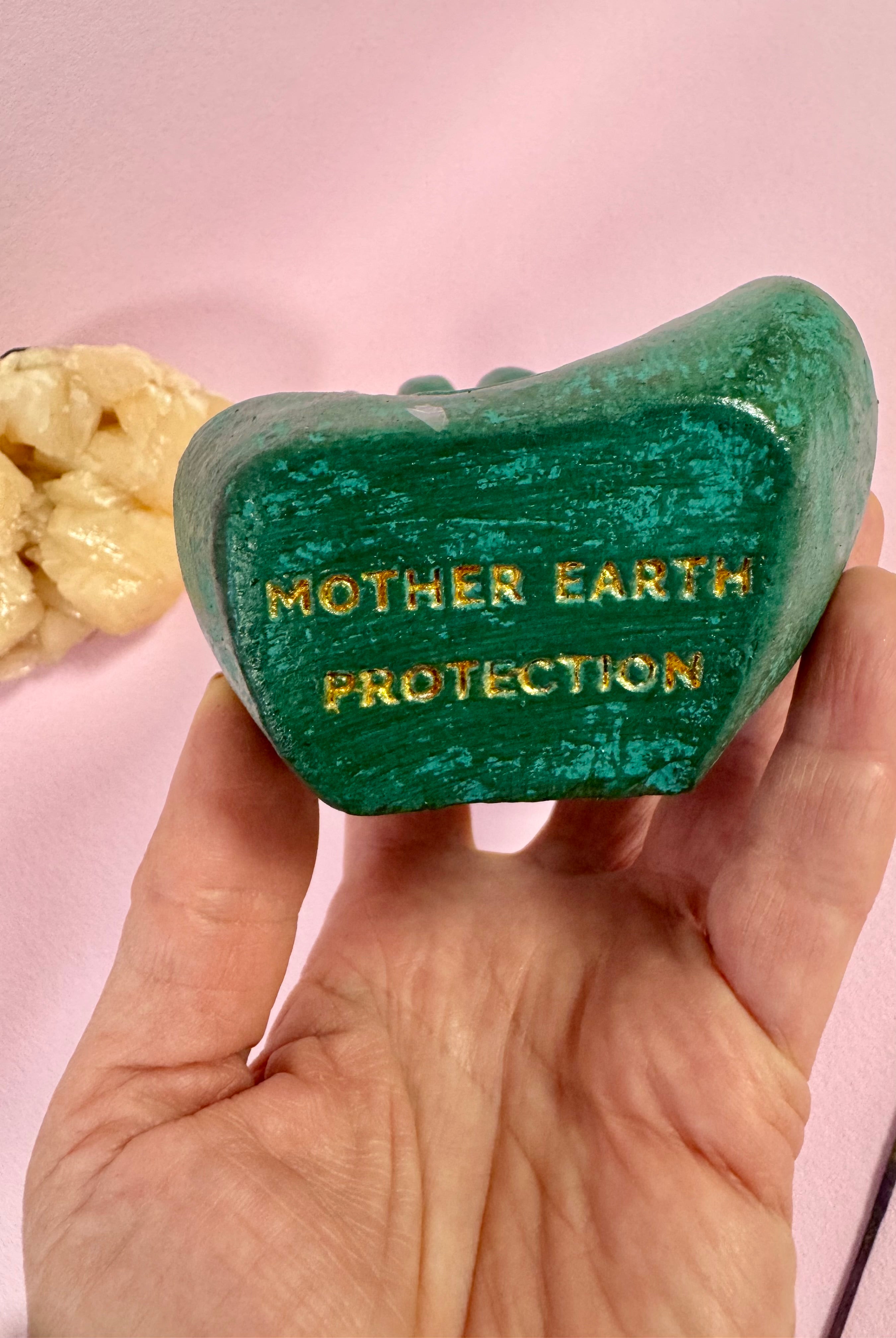 Hånd - Røgelsesholder “Mother Earth Protection” | Stentøj | Beskyttelse (Grøn)