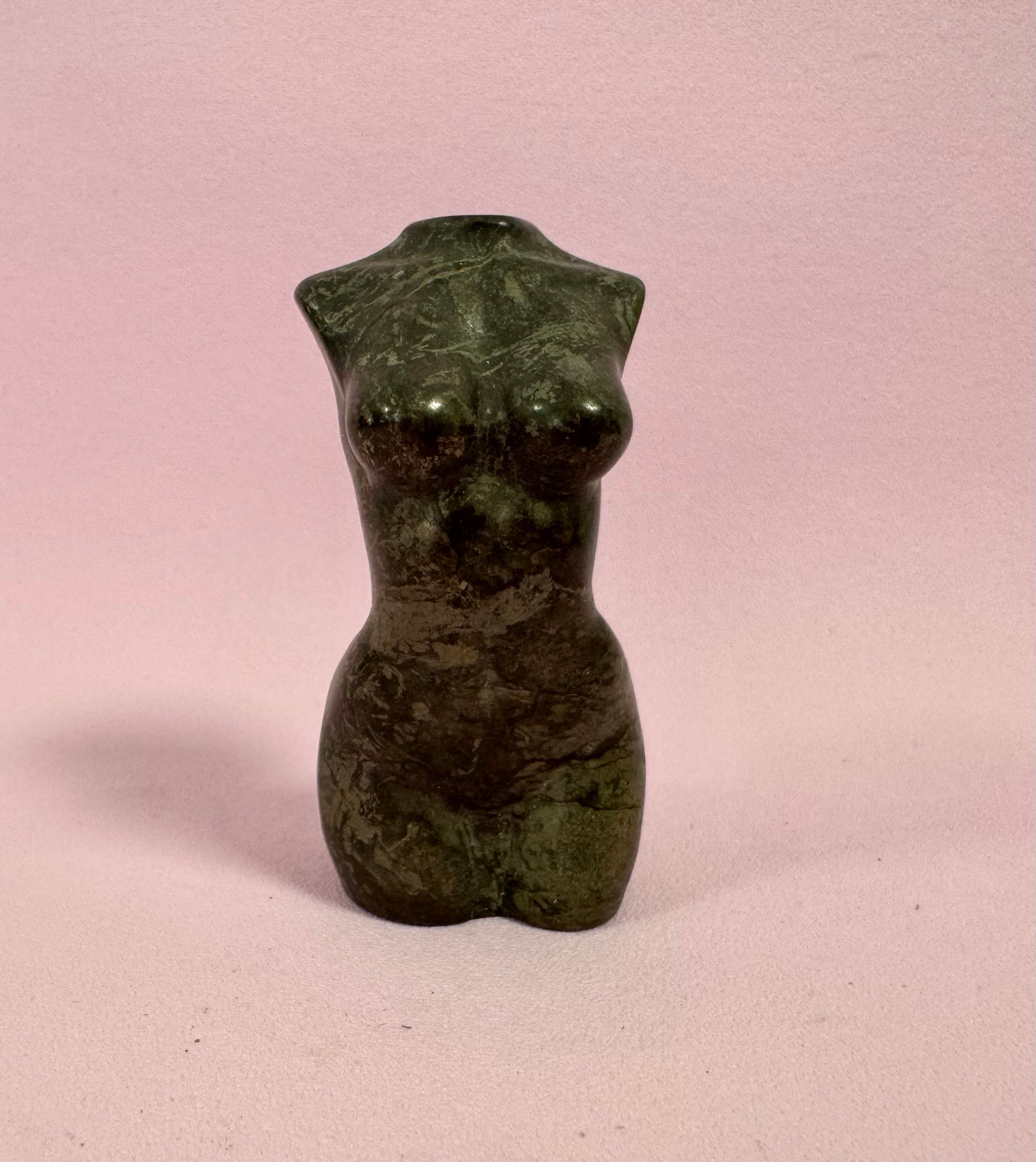 Kvinde krop i Pyrit ☾ FRUGTBARHED, VELSTAND & SUCCES ☾ 7,4 cm