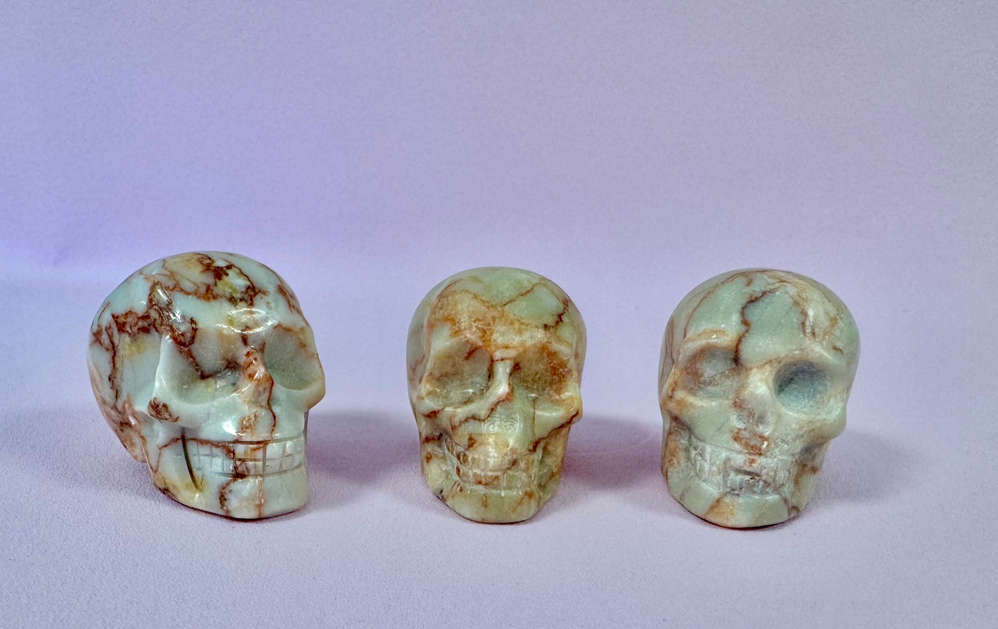 Månesøster Krystaller Orange Regalit Jaspis ☾ Skull ☾ Kranie