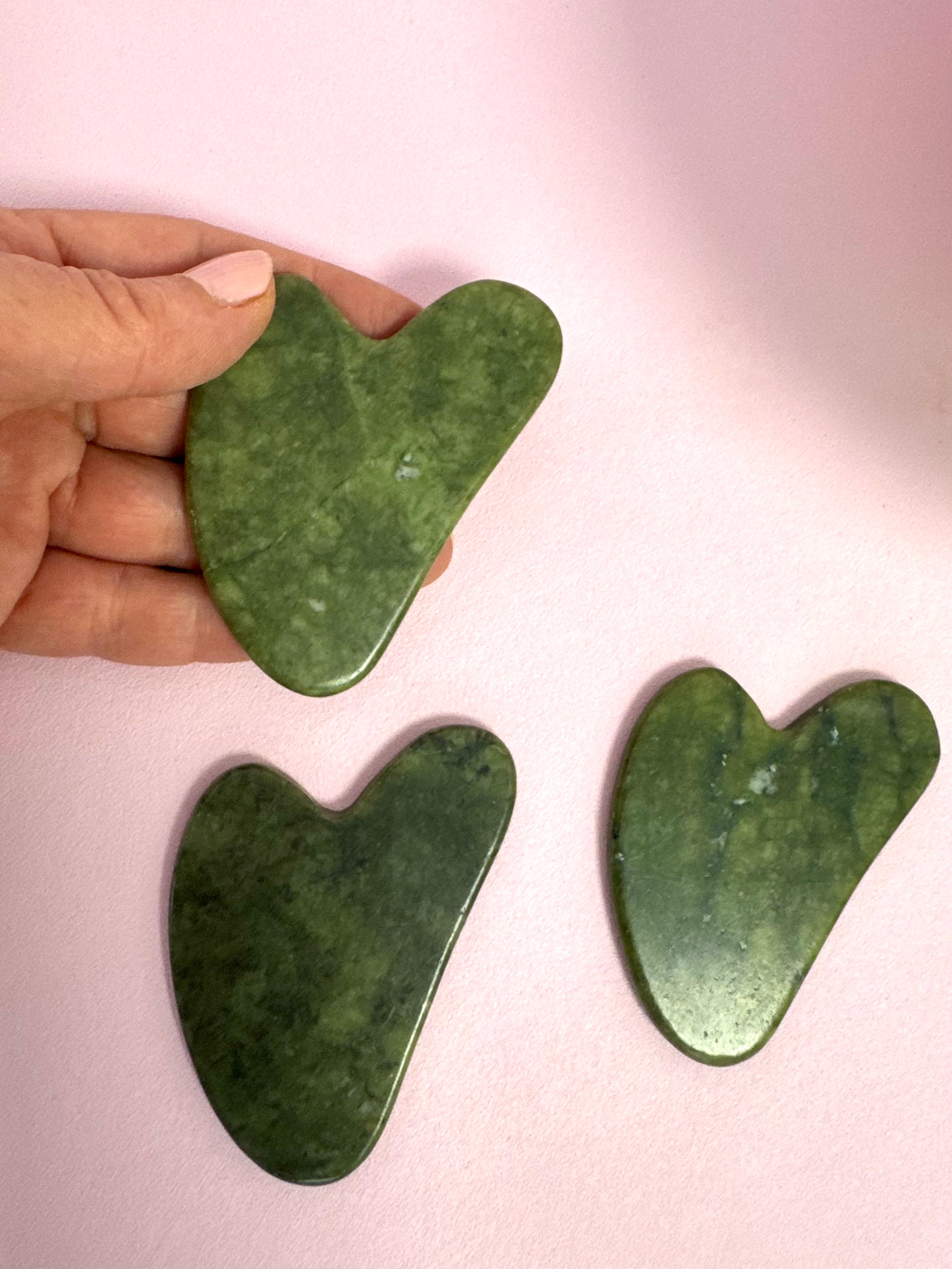 Gua Sha ☾ grøn Jade & Rosenkvarts