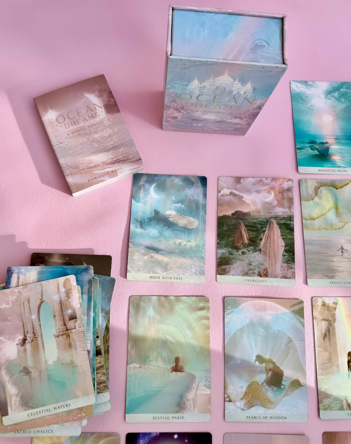 Månesøster Krystaller Ocean Dreams Orakel Kort - Luksuriøse kort med en turkis, glitrende ryg - Danielle Noel - https://maanesoester.dk www.månesøster.dk