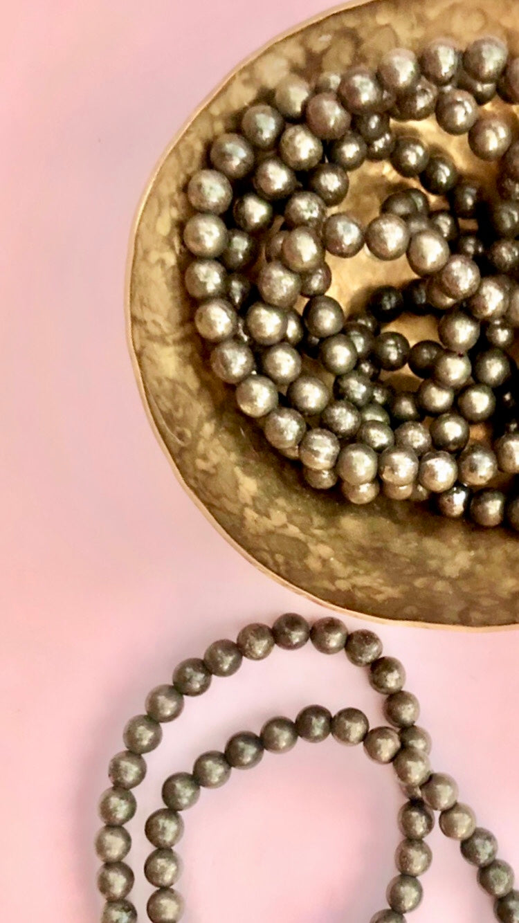 Månesøster Krystaller Pyrit Armbånd ☾ FRUGTBARHED, VELSTAND & SUCCES ☾ (8 mm.) / MAANESOESTER.DK / MÅNESØSTER.DK
