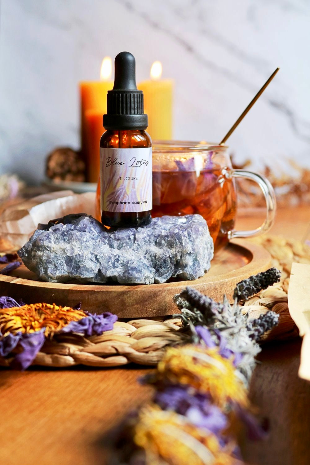 BLUE LOTUS TINCTURE 15:1 ☽ Fra Ayamani Naturals - 20 ml./ MAANESOESTER.DK / MÅNESØSTER.DK