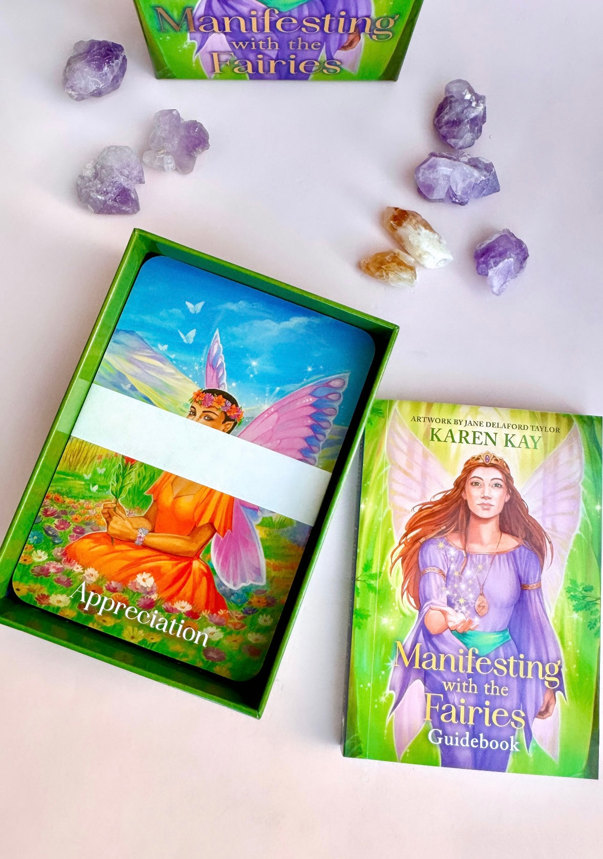 Månesøster Krystaller - Tarot Tarotkort - Manifesting with the Fairies - Et 44-korts orakelsæt & guidebog maanesoester.dk