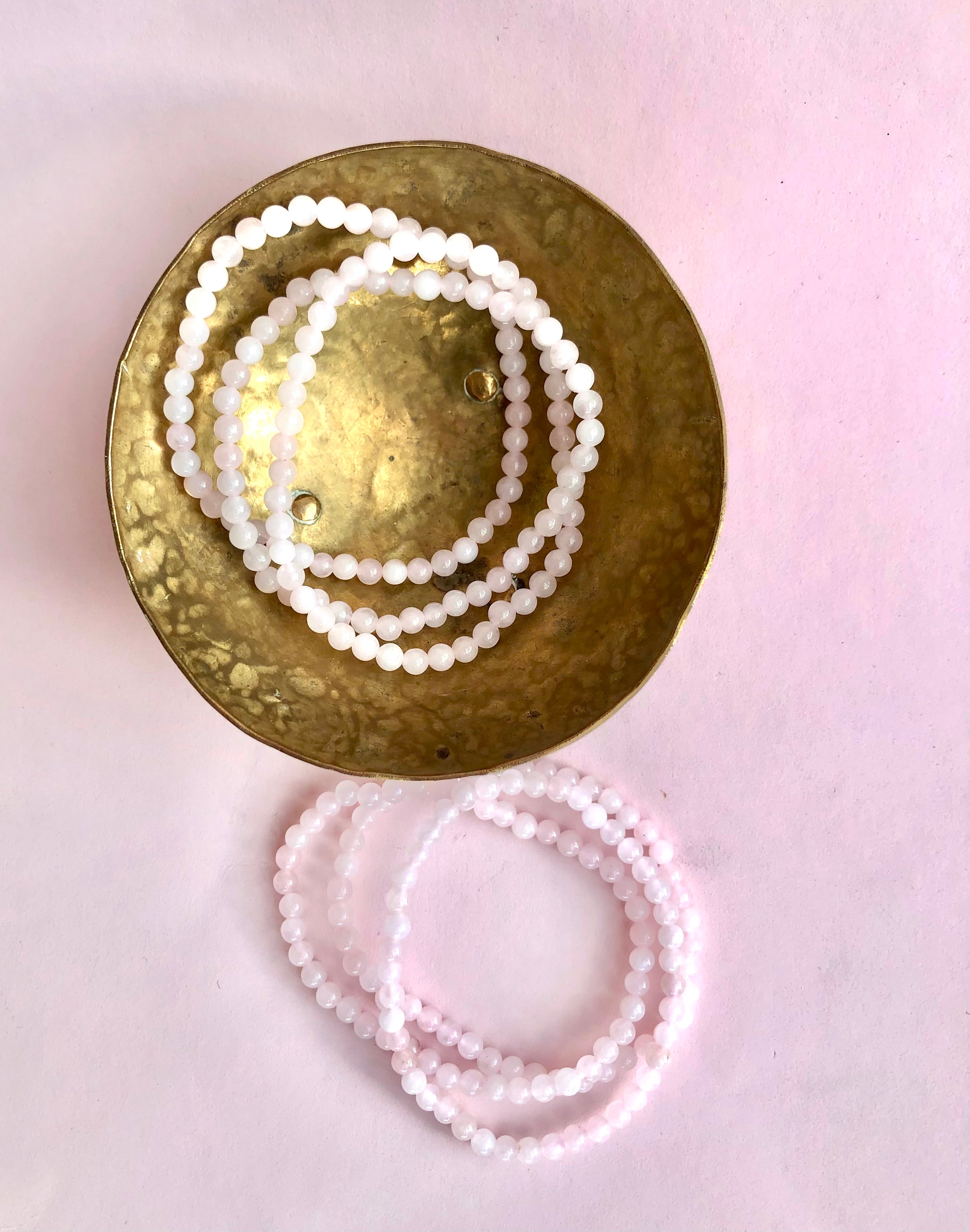 Månesøster Krystaller Rosenkvarts Armbånd Ubetinget Kærlighed & Balance mellem yin & Yang (4mm)