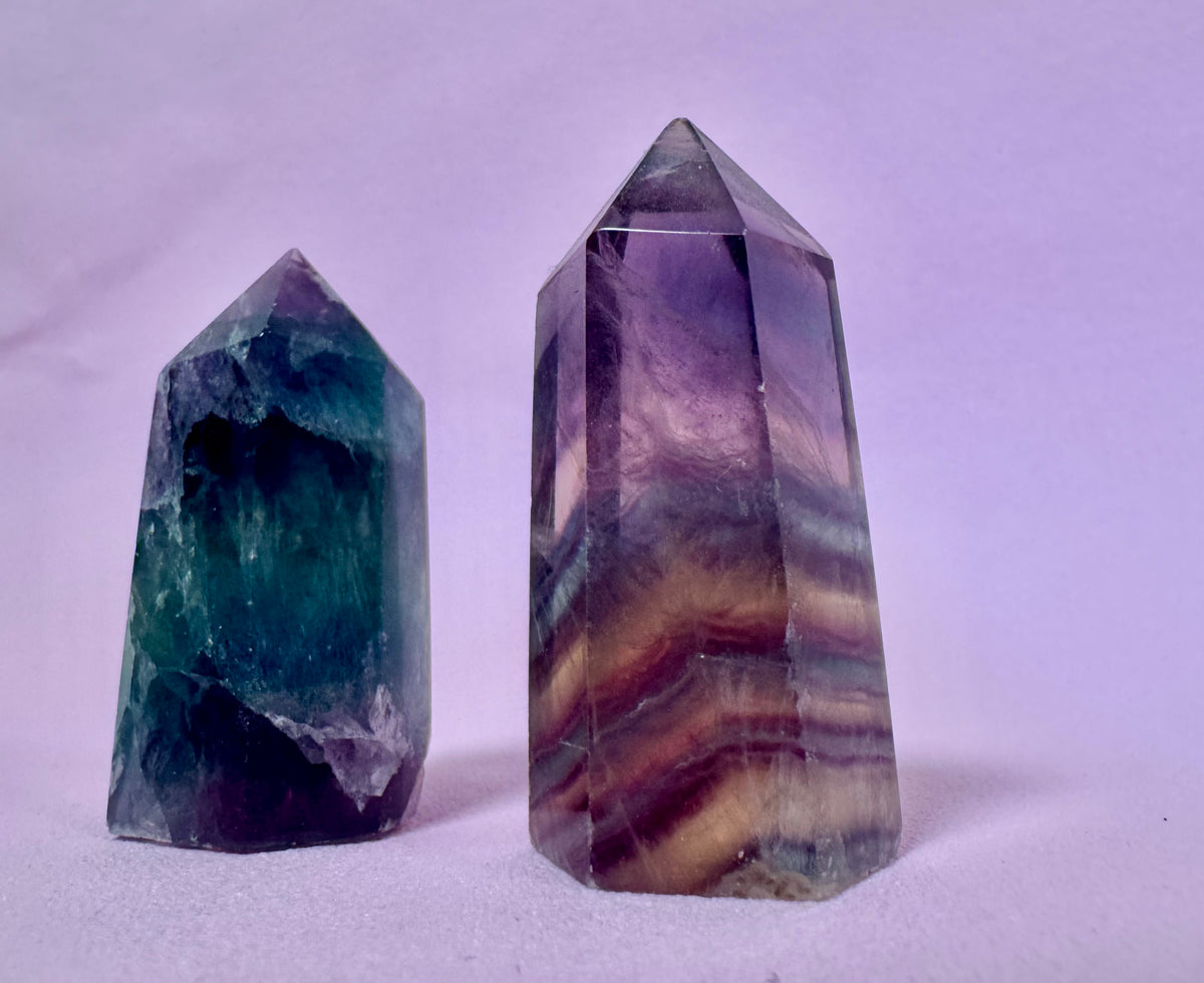 Regnbue Fluorit Tårn ☾ Koncentration, Grounding & Balance ☾