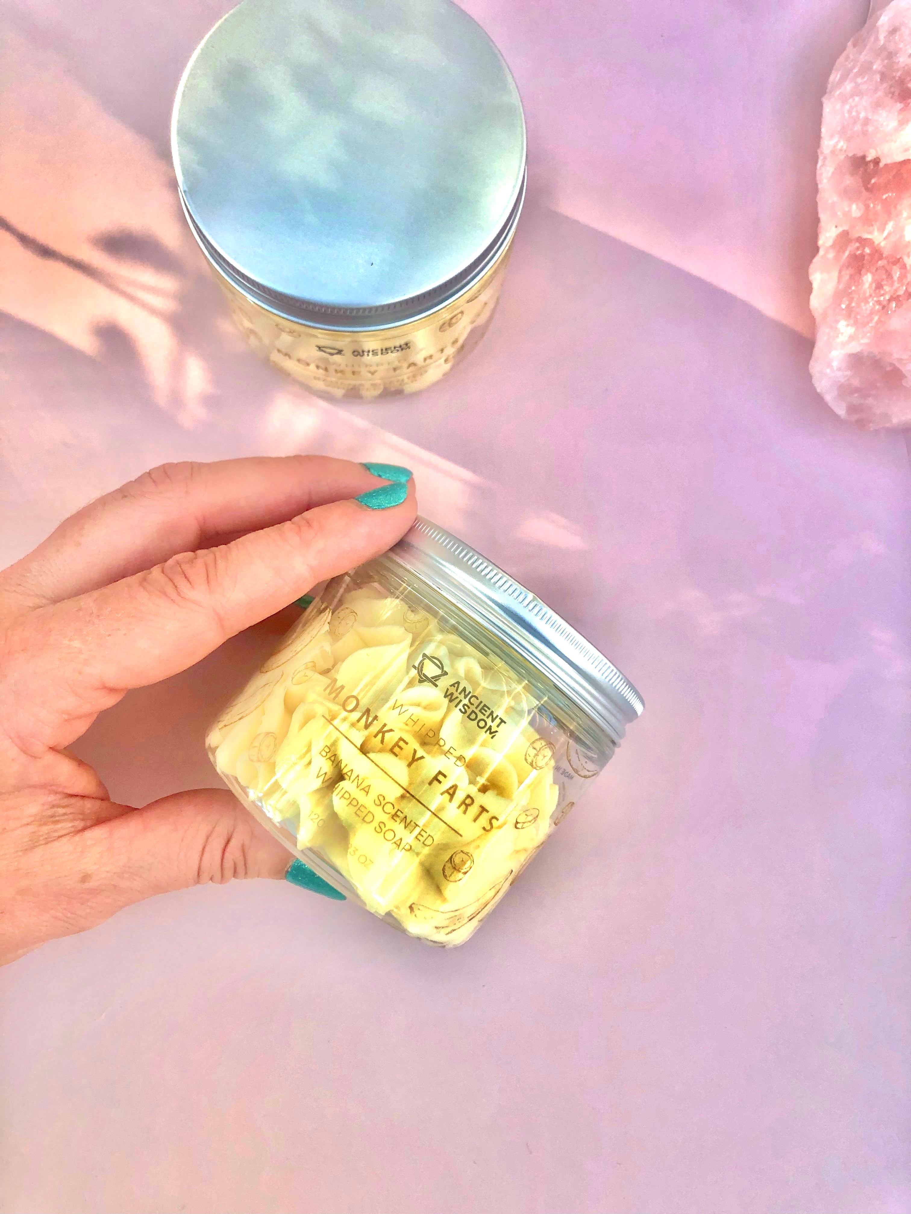 Månesøster Krystaller Banana Whipped Cream Soap Badesæbe Bodysæbe