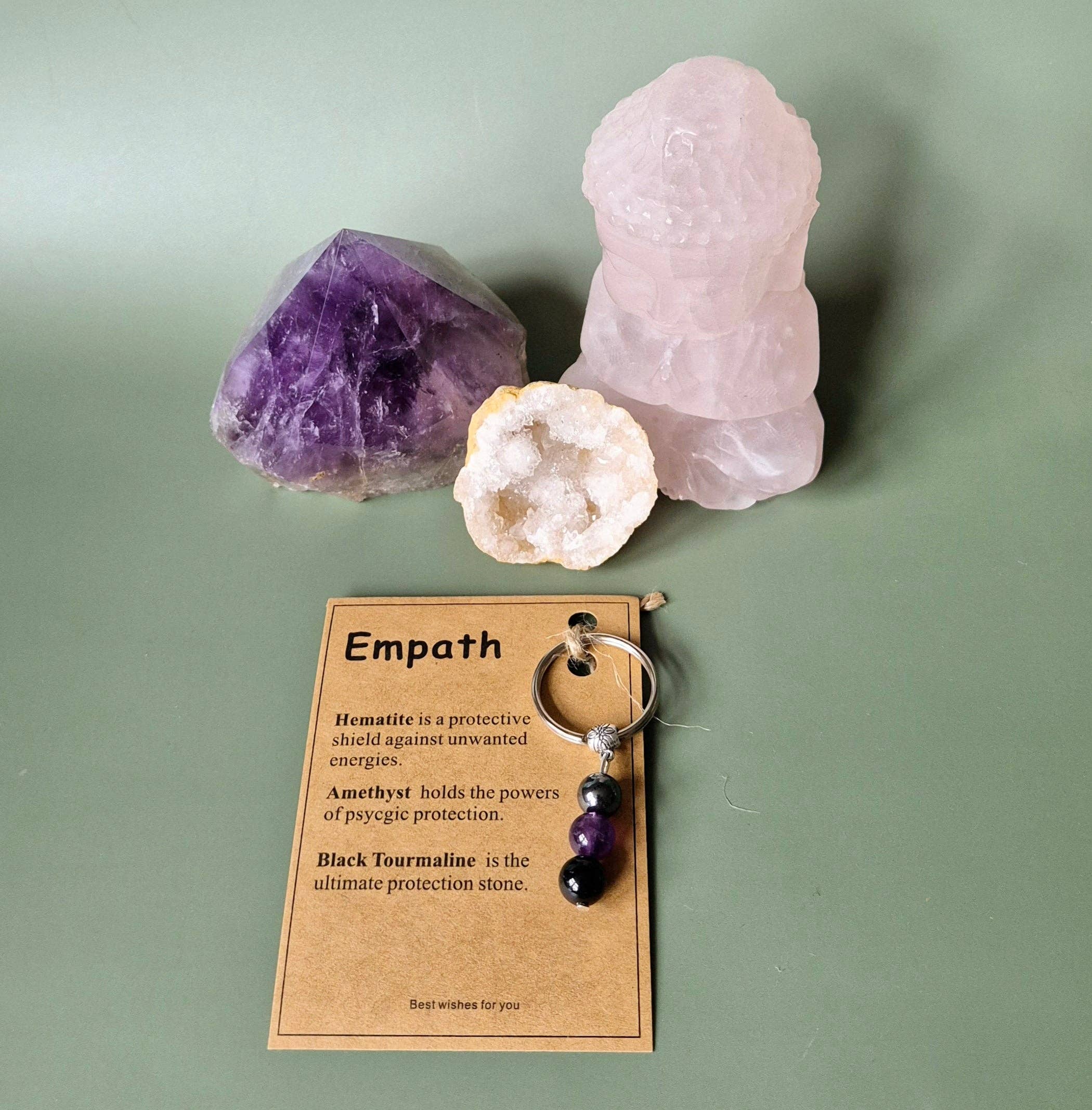 Krystal Nøglering: Empath / Empat / Hematit
Ametyst
Sort Turmalin / Månesøster Krystaller - MAANESOESTER.DK / MÅNESØSTER.DK