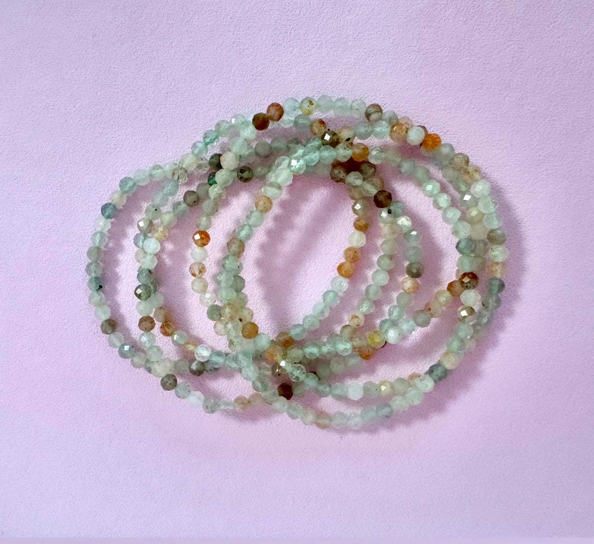 Månesøster Krystaller - Facetteret Arusha Solsten Armbånd “LOVE, PEACE & HARMONY” - MÅNESØSTER.DK