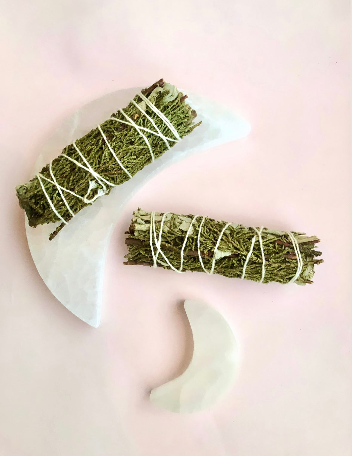 Månesøster Krystaller - Salvie med Enebær ☾ Smudge - MAANESOESTER.DK / MÅNESØSTER.DK