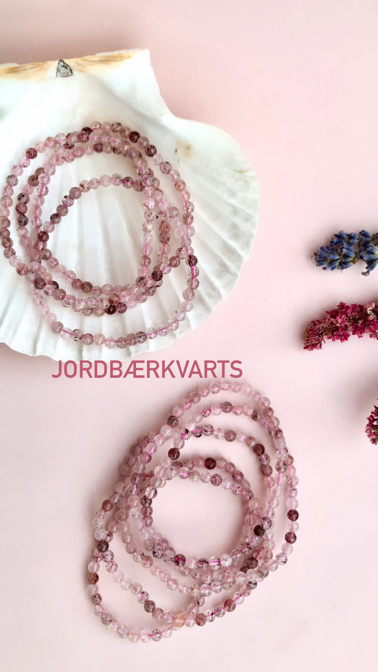 Månesøster Krystaller Jordbær Kvarts Armbånd Feminin power, positivitet, moderskab, kraftfuld kærligheds vibration & lidenskab (4mm) / MAANESOESTER.DK / MÅNESØSTER.DK