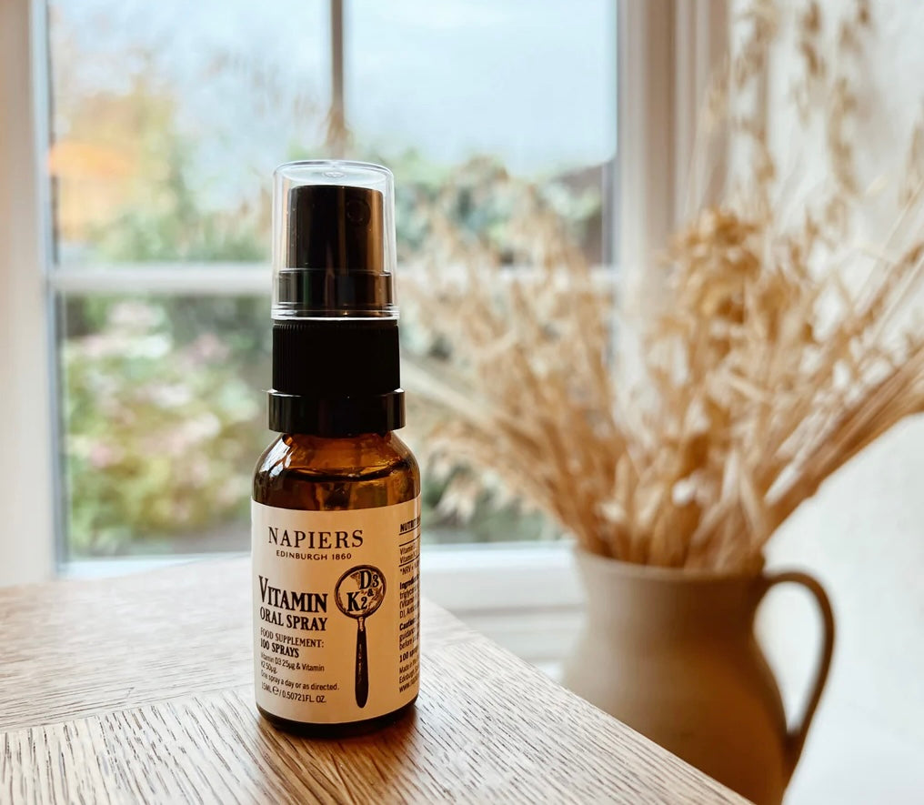 Napiers Vitamin D3 (25mcg) & K2 (50mcg) Spray 15ml. / MAANESOESTER.DK / MÅNESØSTER.DK / Månesøster Krystaller