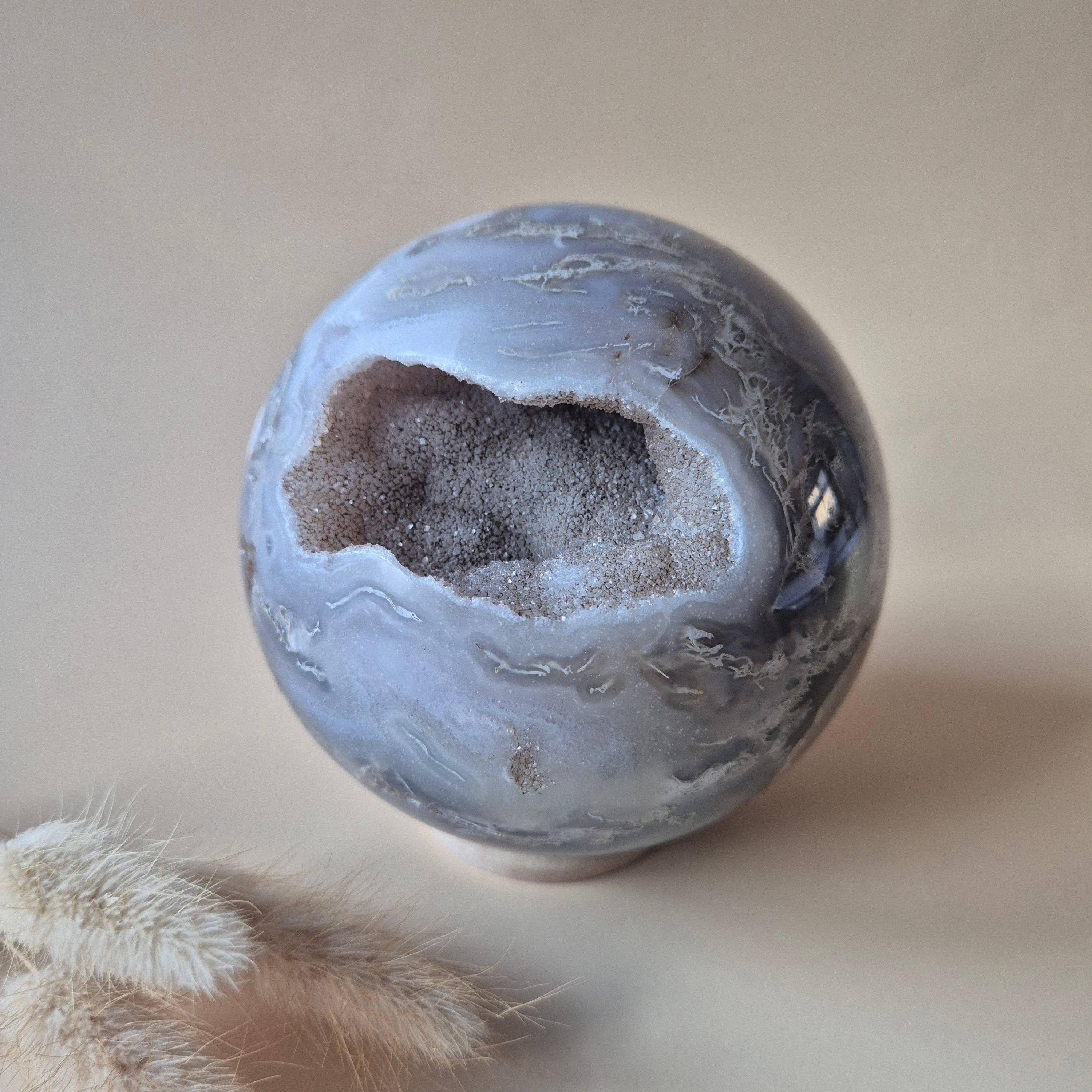 Mosagat Druzy Geode Kugle – 1500 g. / 11 cm.