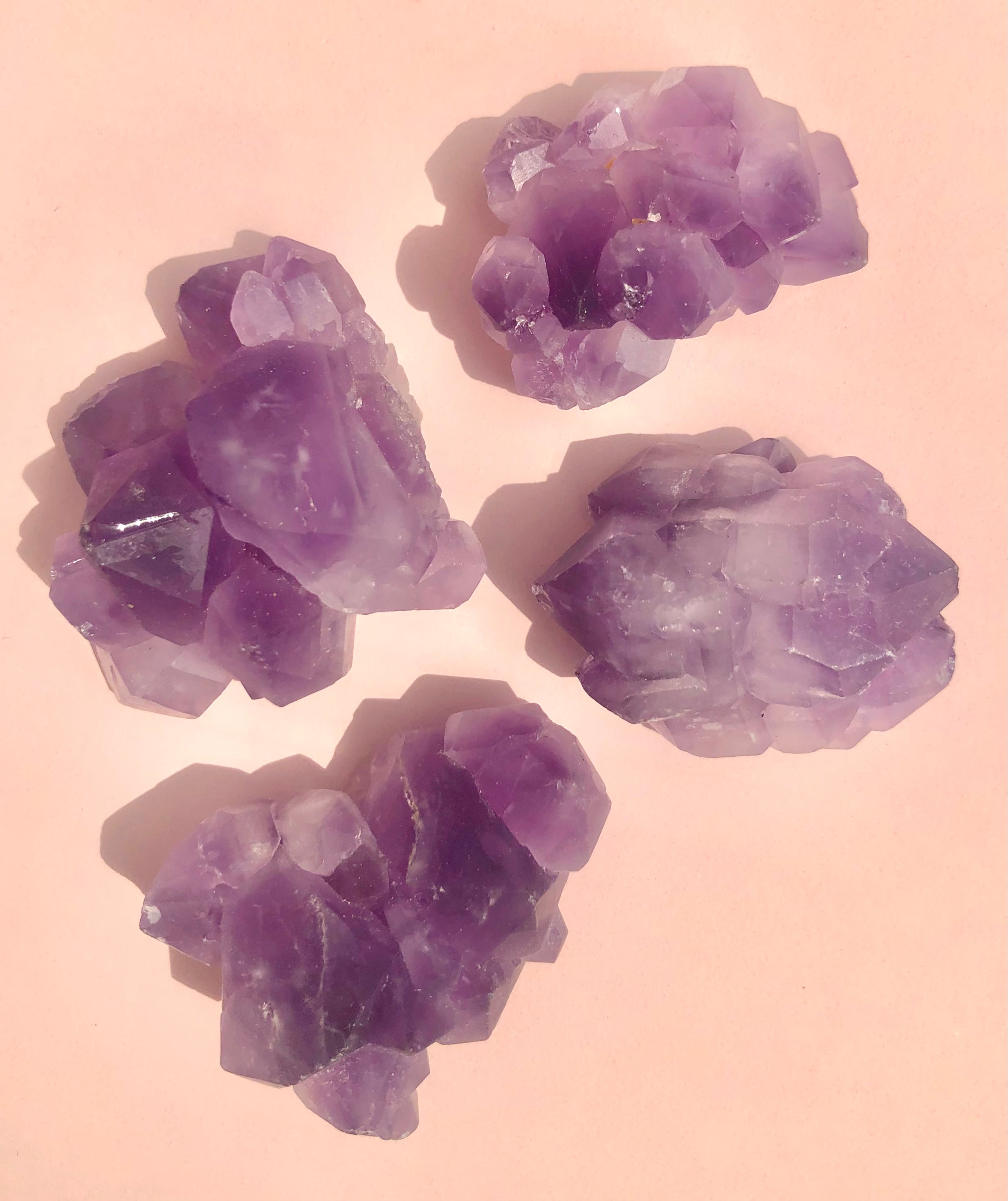 Rå Ametyst mini klynge spids ☾ Lommesten ☾ RO, HEALING & SELVKÆRLIGHED ☾