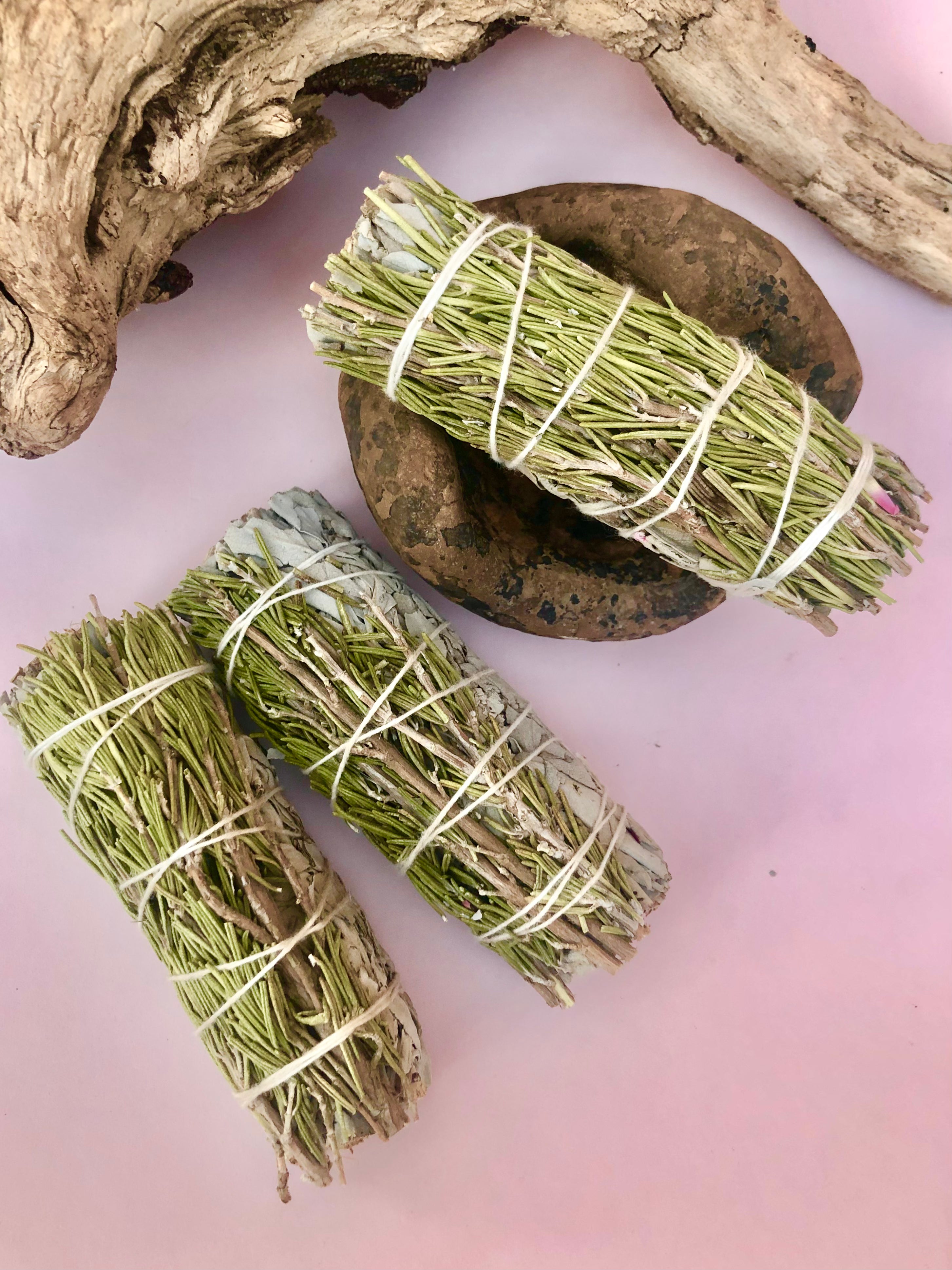 Røgelse Salvie Sage Smudge Stick Smudgestick Med Rosmarin Månesøster Krystaller Månesøsteren Månesøstrene Månesøstre