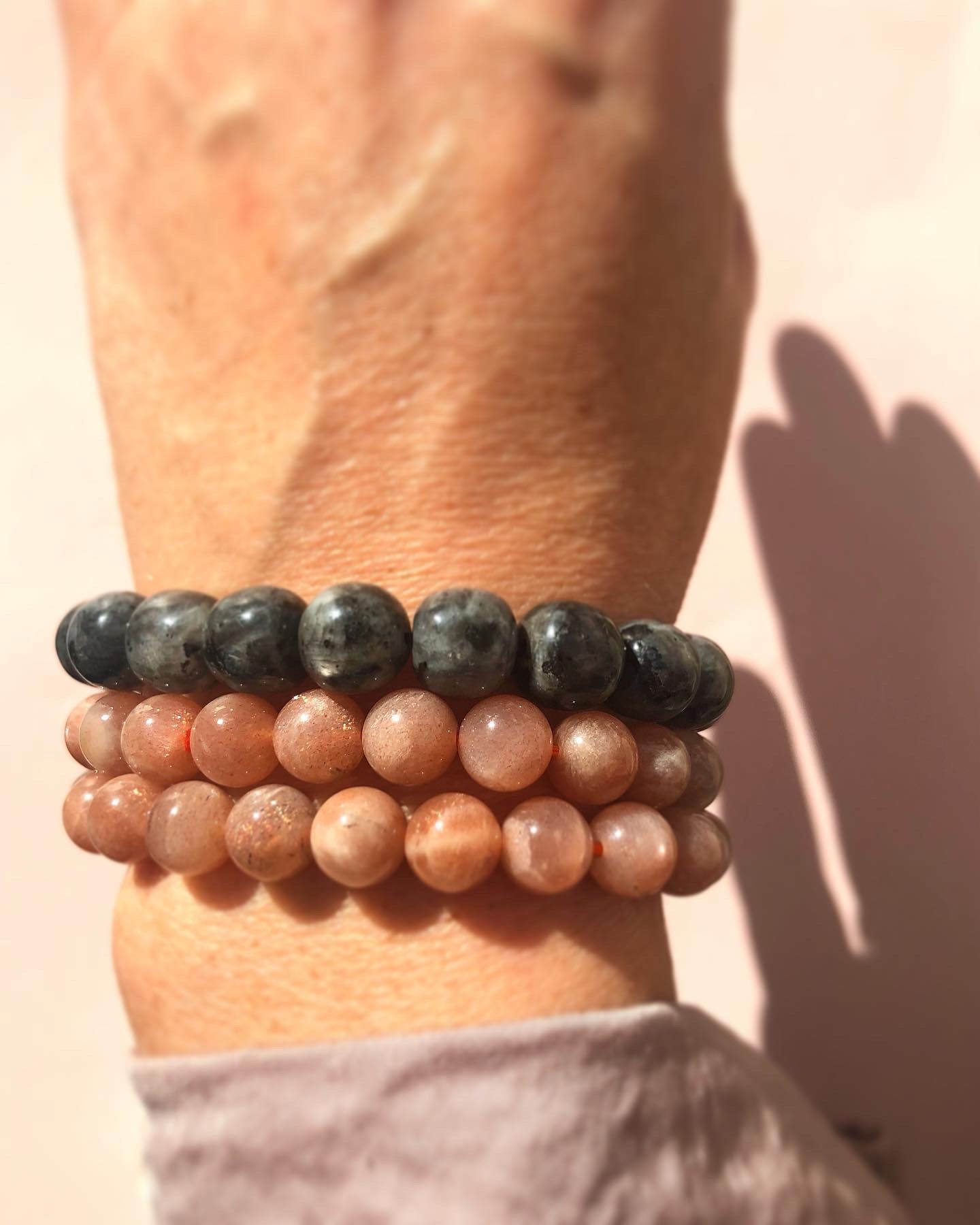 Grå Månesten Armbånd Månesøster Krystaller Månesøsteren Månesøstrene