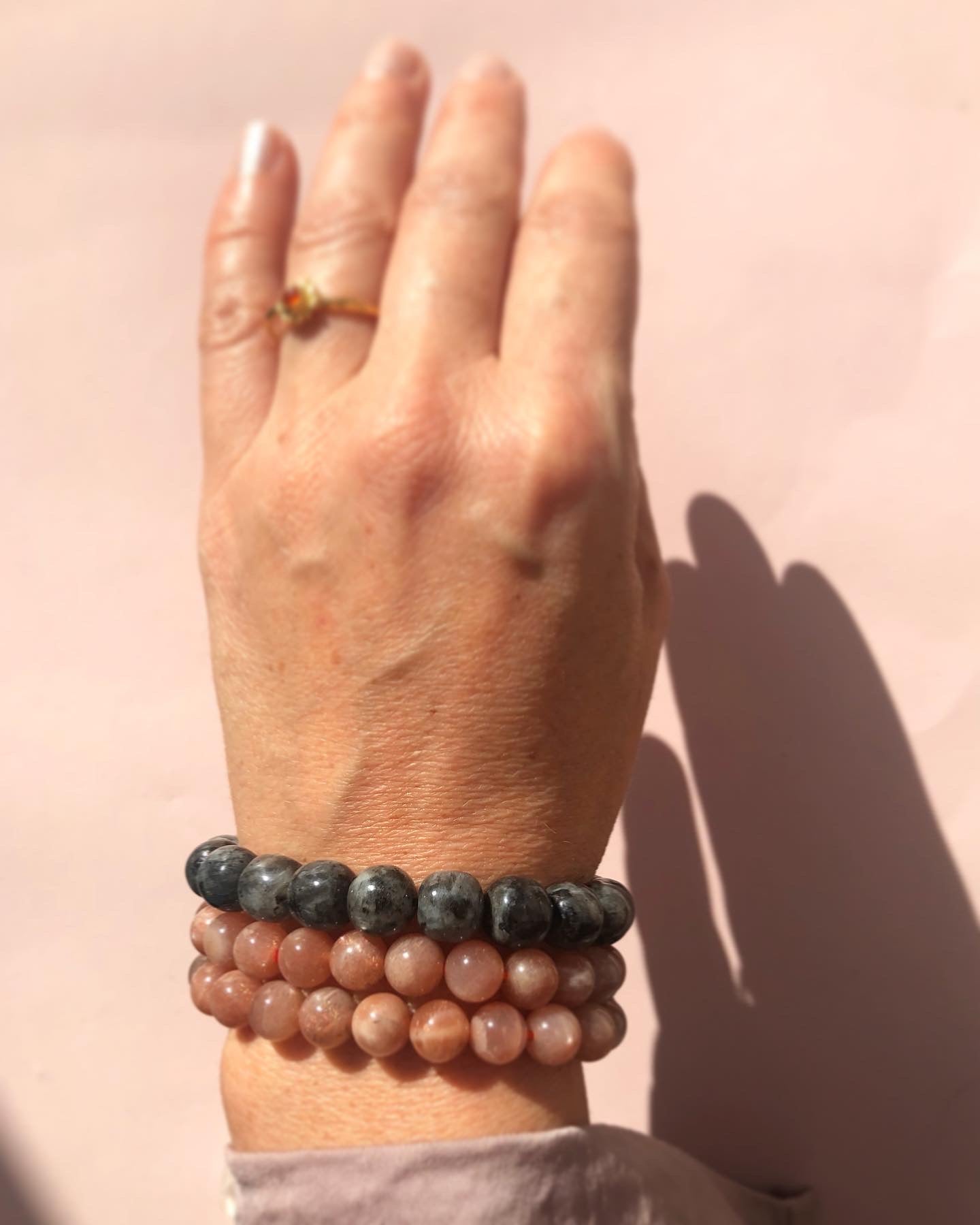 Grå Månesten Armbånd Månesøster Krystaller Månesøsteren Månesøstrene