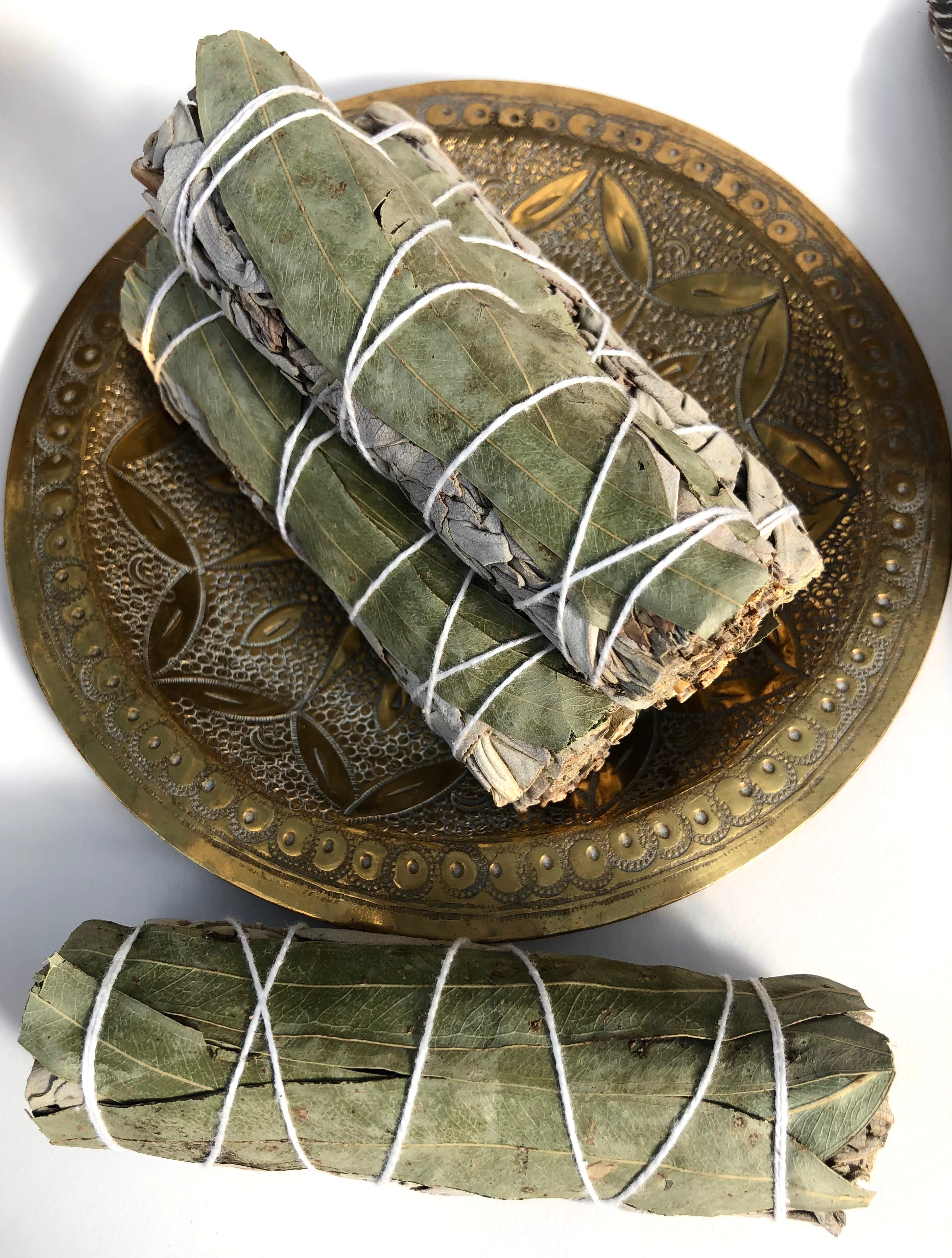 Eucalyptus + Hvid Salvie ☾ Smudge Månesøster Krystaller